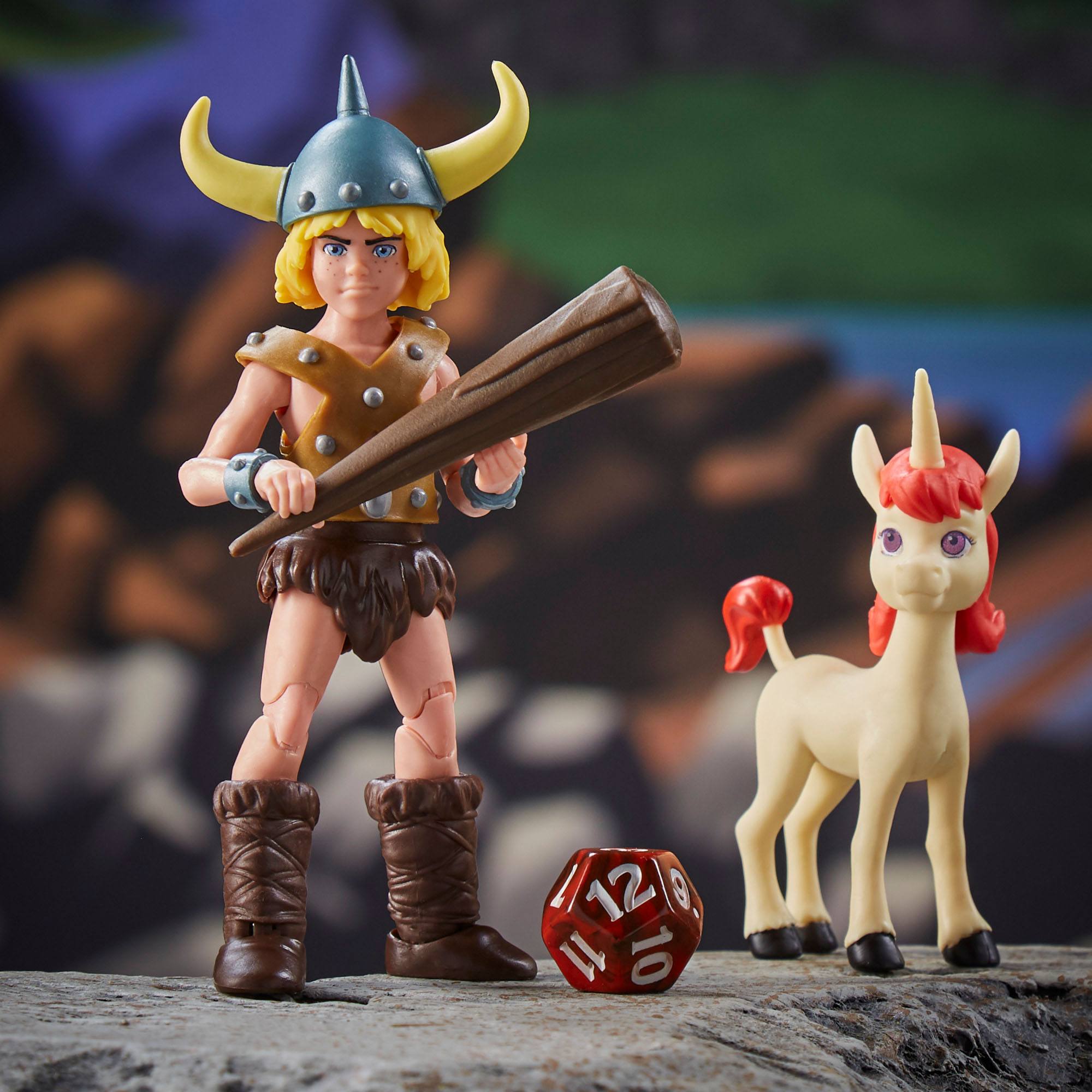 Dungeons & Dragons Cartoon Classics: 6-Inch Bobby & Uni Collectible Action Figures