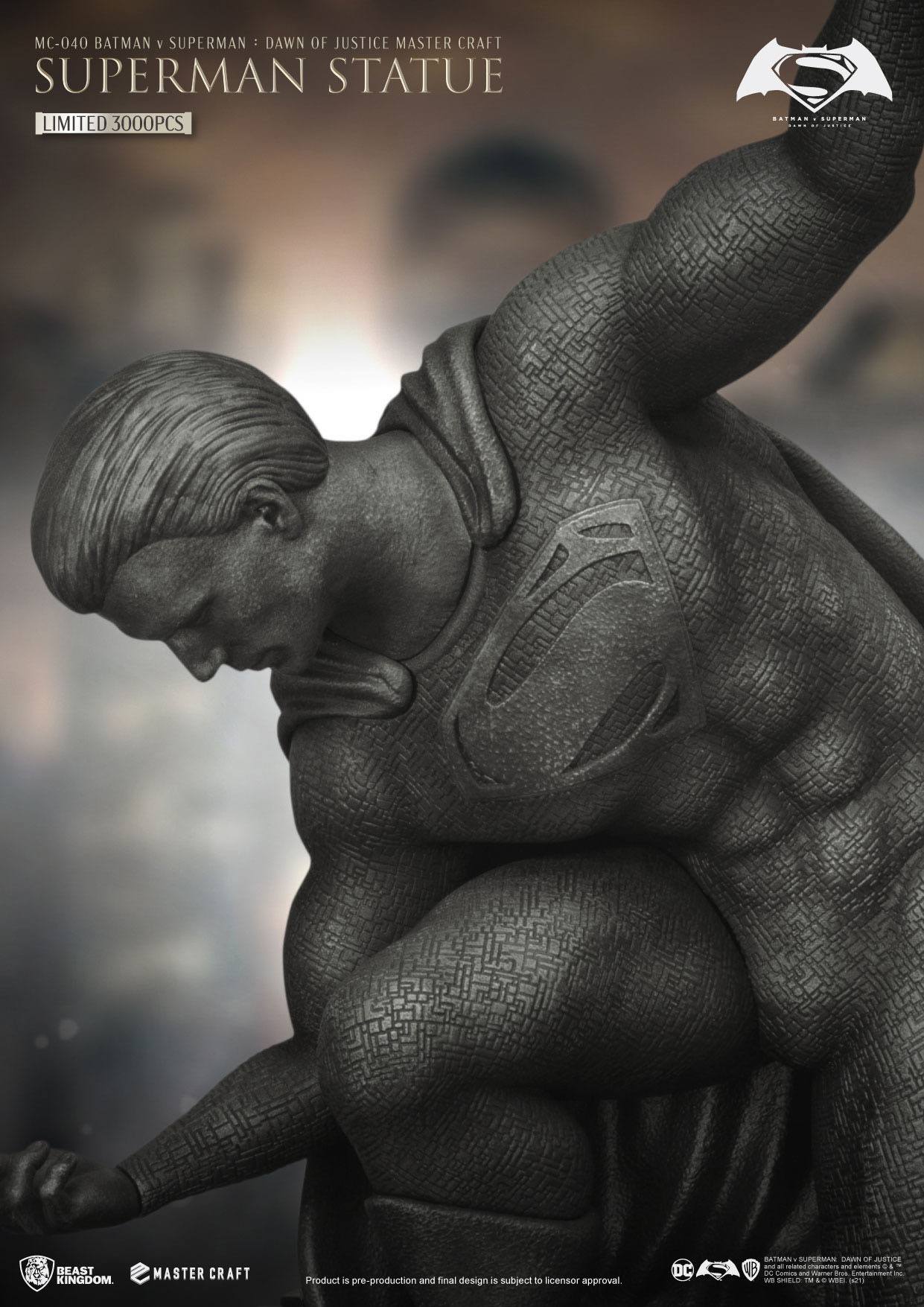Batman v Superman: Dawn Of Justice Master Craft Collectible Statue of Superman Standing 40 cm Tall