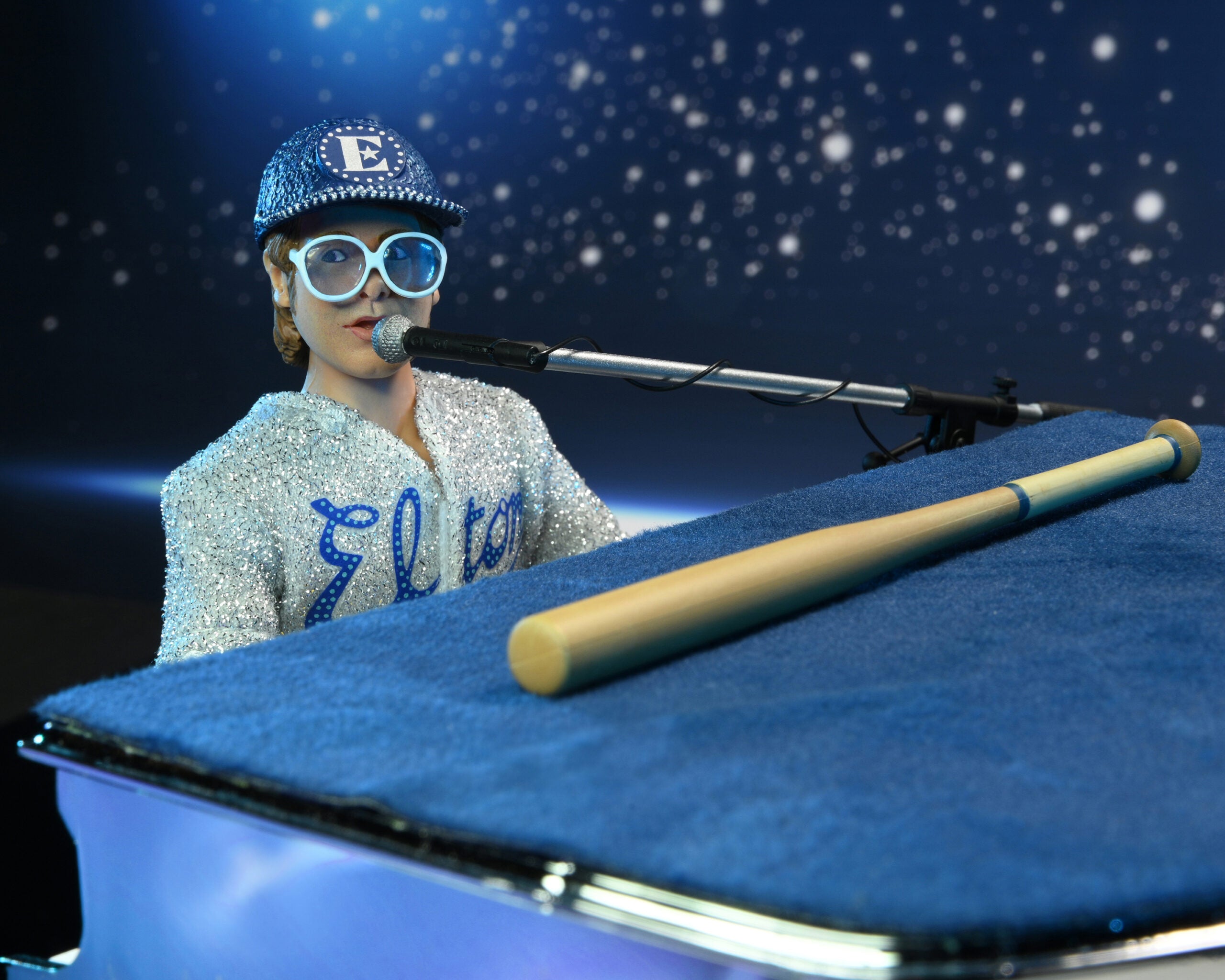 Elton John 8-Inch Deluxe Clothed Action Figure with Piano Inspired by His Live Performance in 1975