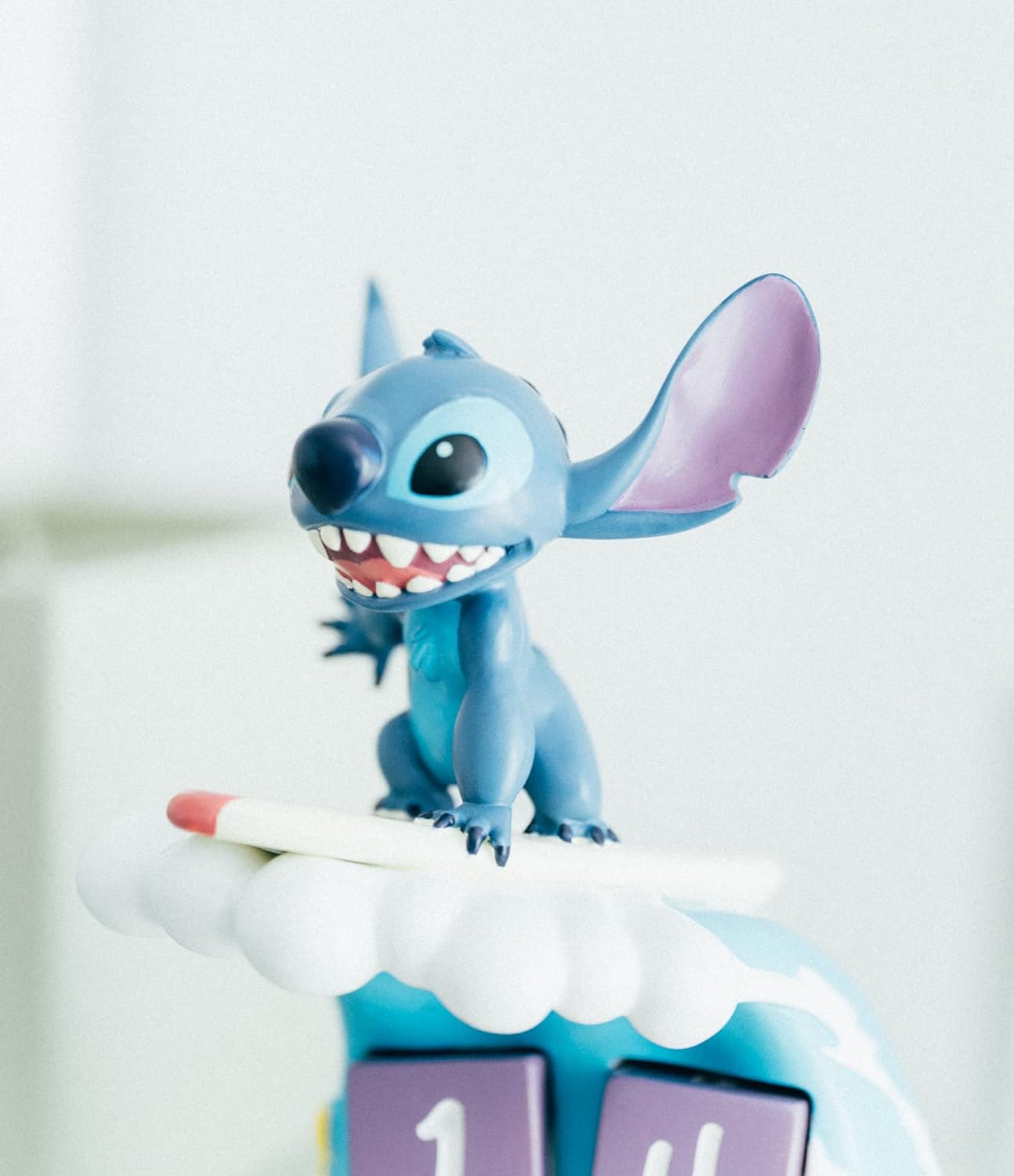 3D Hand - painted Disney Stitch Surfer Perpetual Desk Calendar