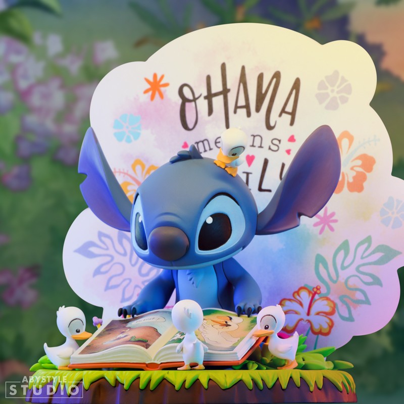 Disney Lilo & Stitch Collection - Adorable Stitch Ohana PVC Figure from Snapshot Gallery