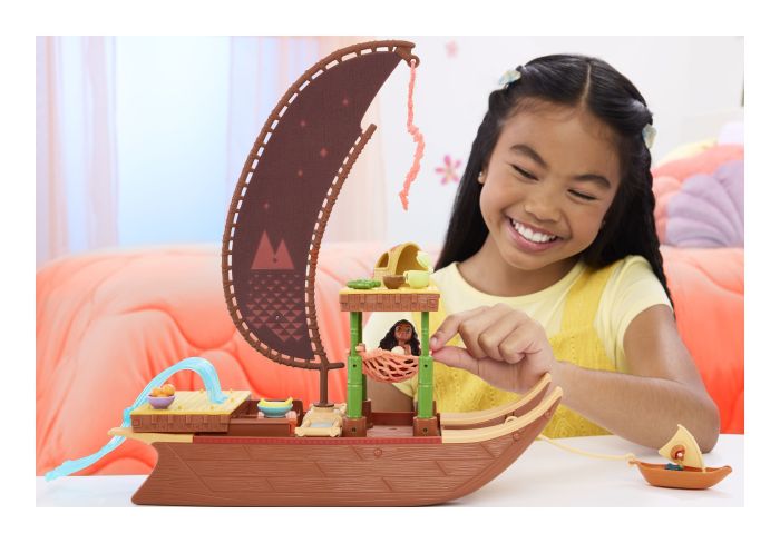 Disney Moana 2 Inspired Foldable Adventure Canoe Playset with Dolls