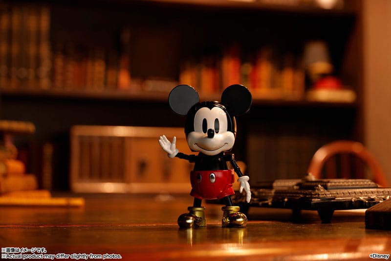 Disney Chogokin Super - Transforming Mickey Mouse Action Figure by Kunio Okawara