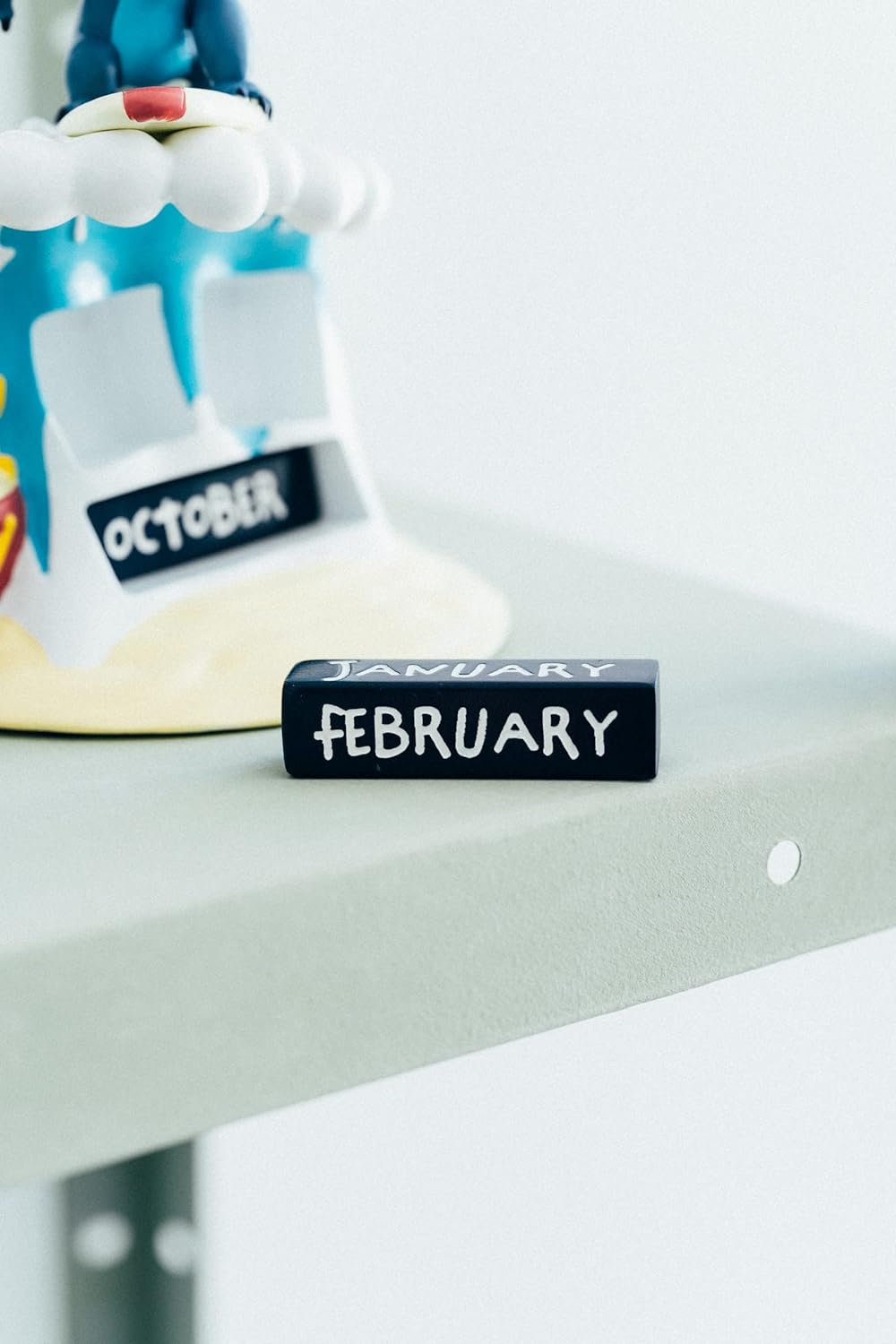 3D Hand - painted Disney Stitch Surfer Perpetual Desk Calendar