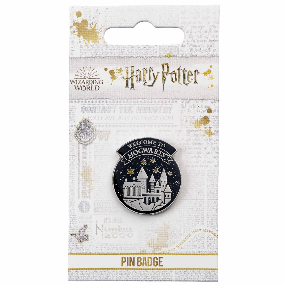 Vibrant Harry Potter Enamel Badge with Hogwarts Castle Night Scene