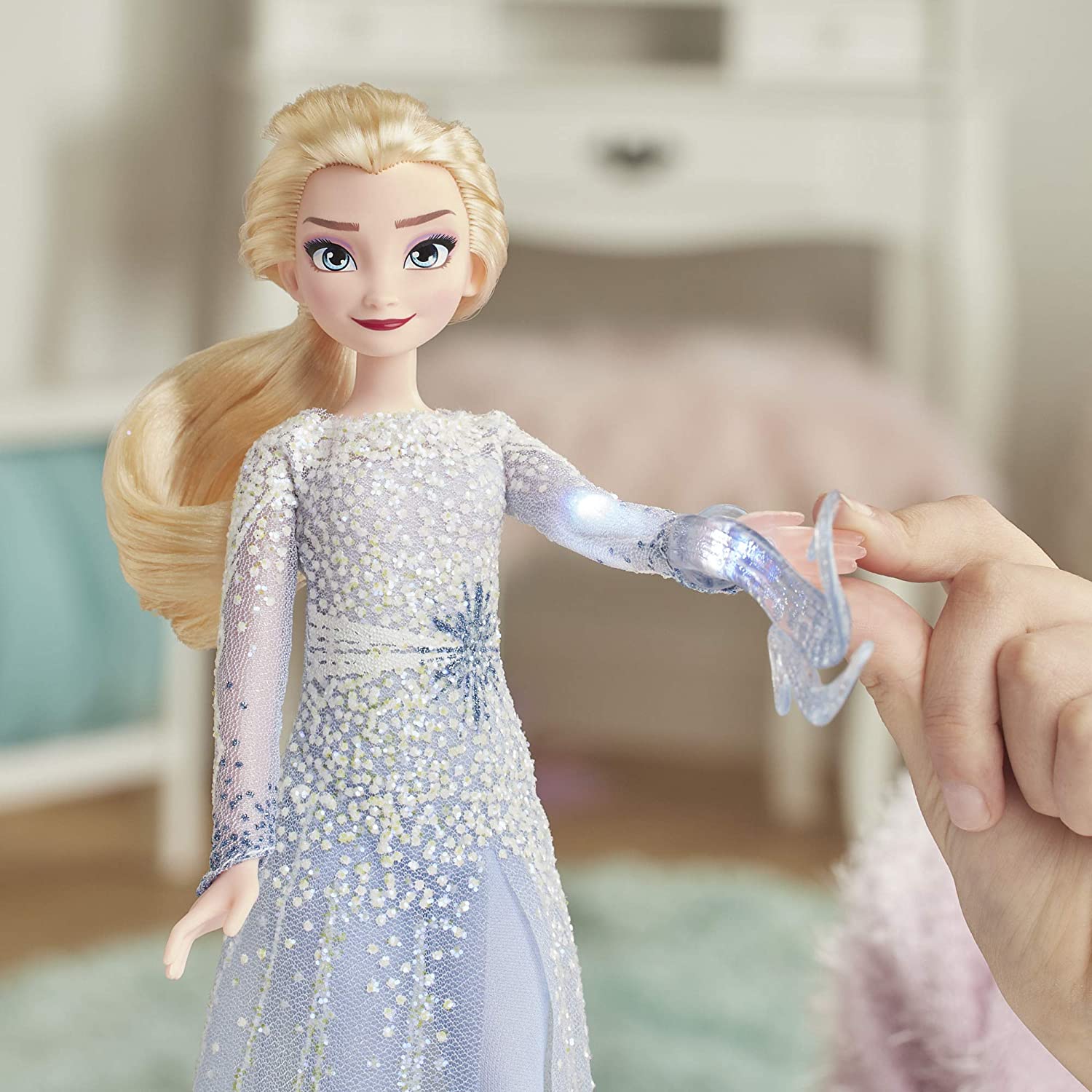 Disney Frozen Themed Magical Discovery Collectible Elsa Doll Toy