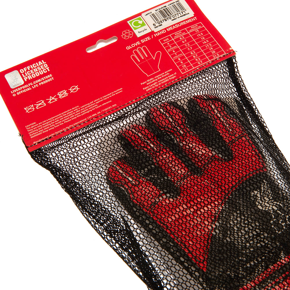 Liverpool Football Club Goalkeeper Gloves for Kids: Appropriate Sizing