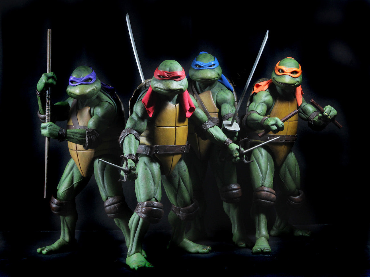 NECA 1/4 Scale Action Figure: Michelangelo from 1990 Teenage Mutant Ninja Turtles Movie