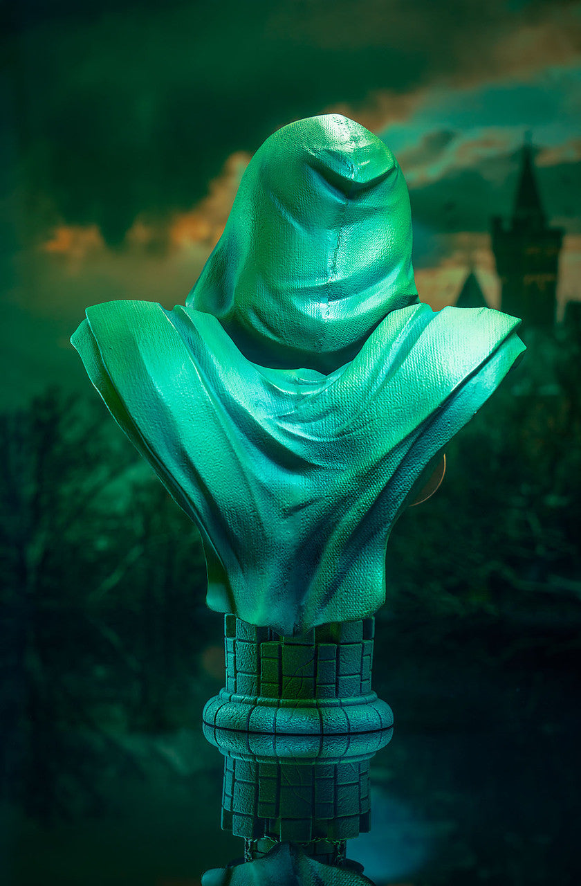 Diamond Select's Marvel Legends 3D 1/2 Scale Limited Edition Statue Bust of Doctor Doom, the Ruler of Latveria