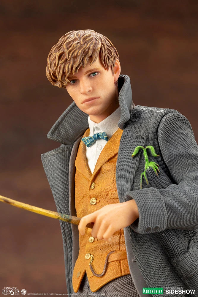 Fantastic Beasts ArtFX+ 1/10 Scale Newt Scamander Statue from The Crimes of Grindelwald