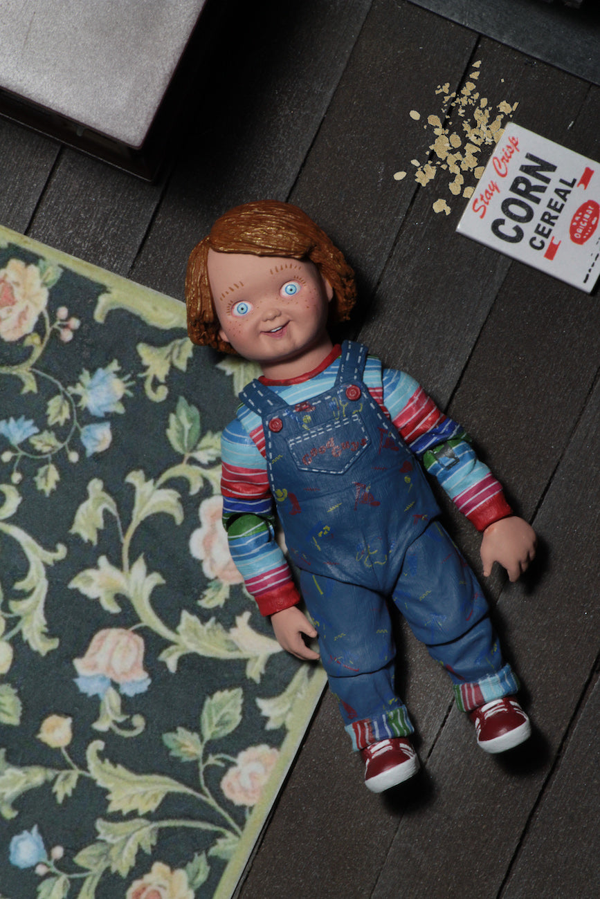 NECA Child's Play Chucky Ultimate 7-Inch Action Figure Collectible Toy