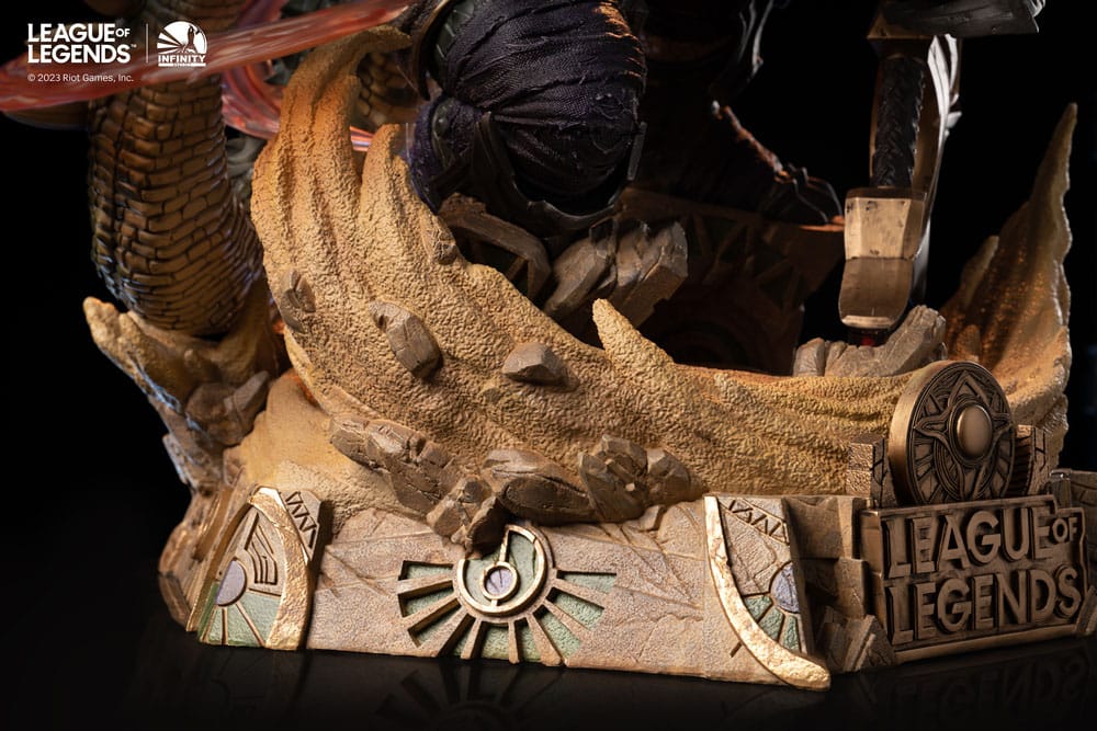 1/4 Scale Collectible Statue of Renekton The Butcher Of The Sands from League of Legends
