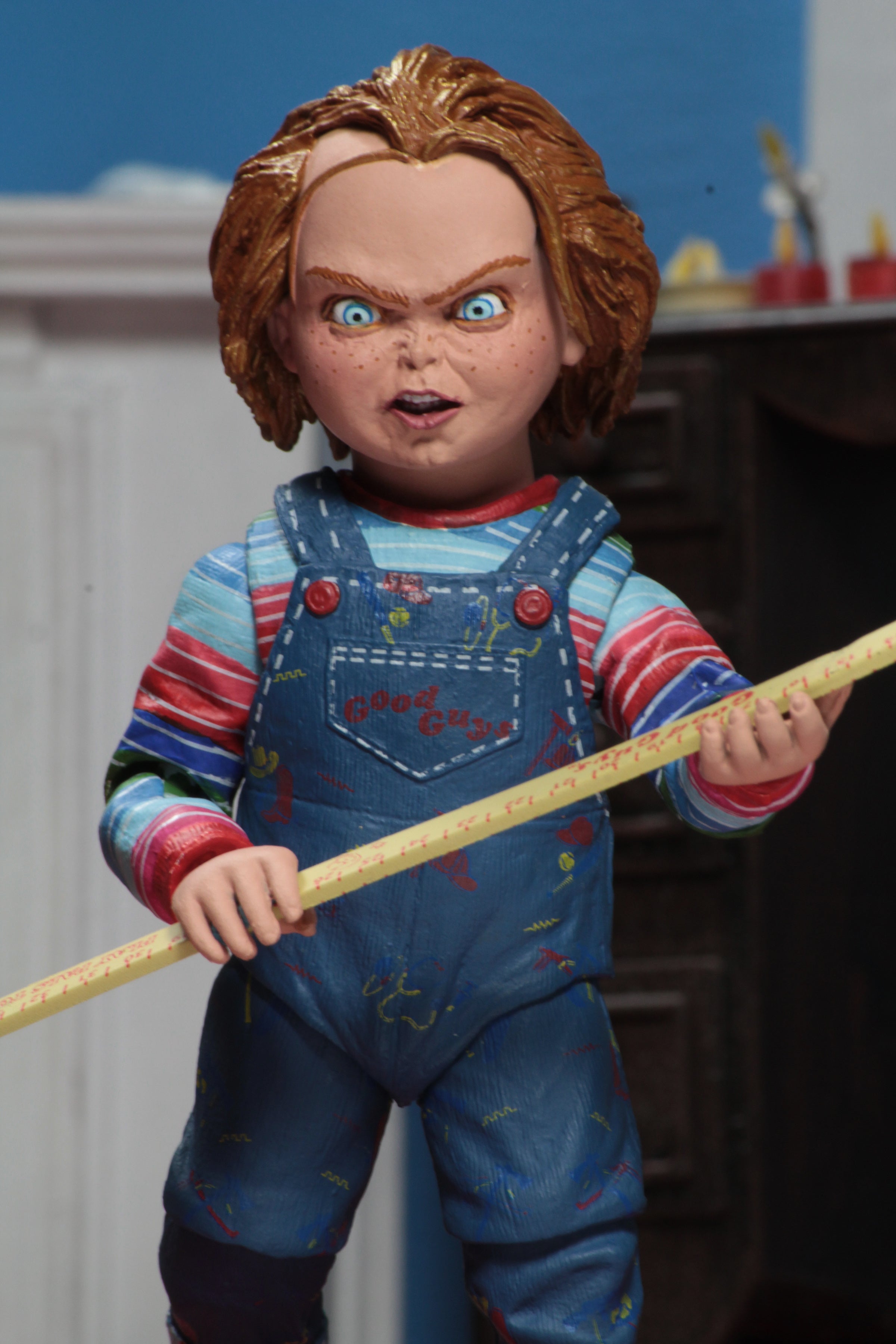 NECA Ultimate 7 - Child's Play Chucky Action Figure for Horror Fans
