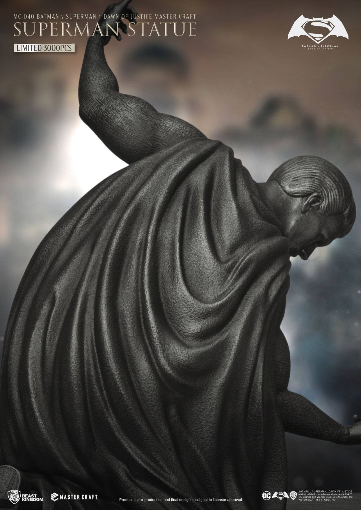 Batman v Superman: Dawn Of Justice Master Craft Collectible Statue of Superman Standing 40 cm Tall