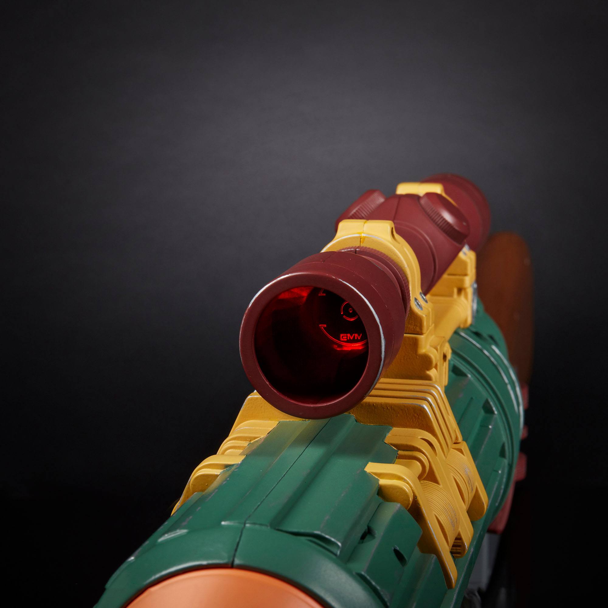 Limited Edition Nerf Star Wars Replica of Boba Fett's EE - 3 Dart - Firing Blaster Toy
