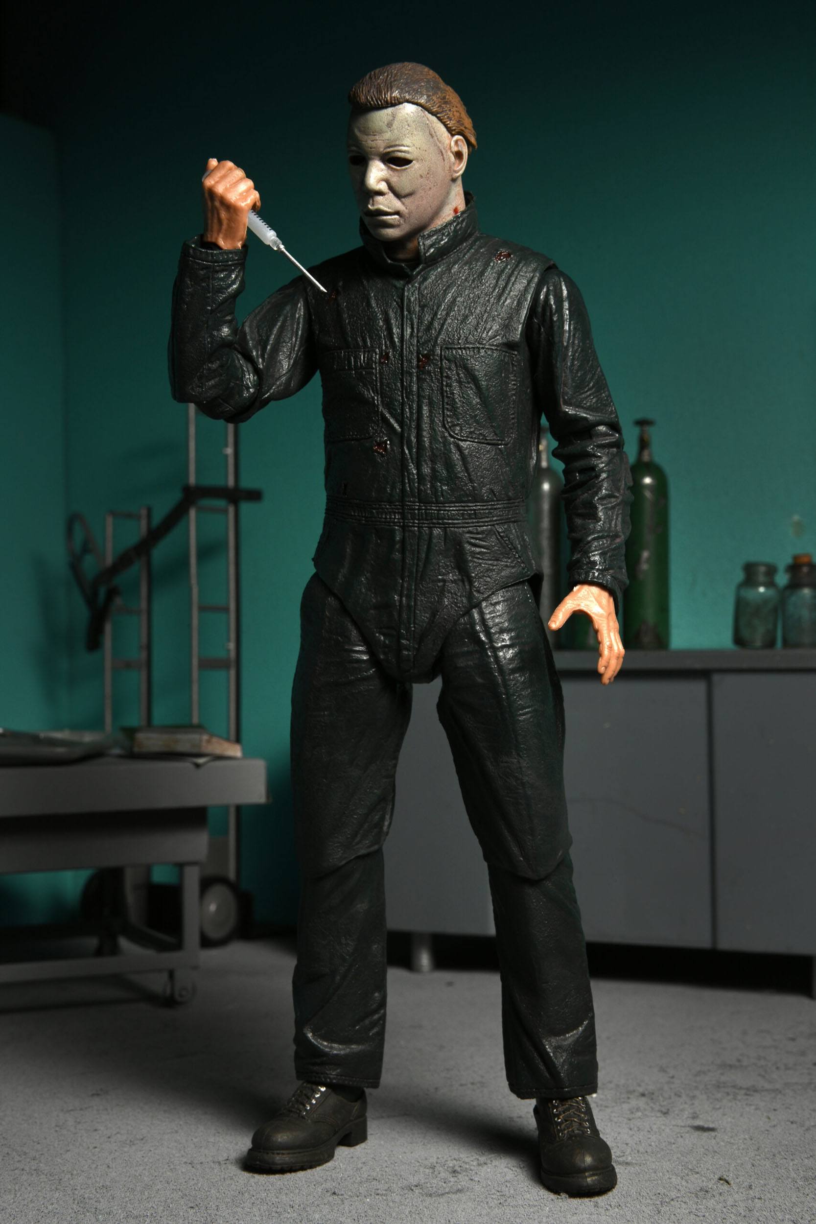 NECA Ultimate 7-Inch Scale Action Figure Two-Pack Featuring Michael Myers and Dr. Loomis from the 1981 Classic Sequel Halloween 2