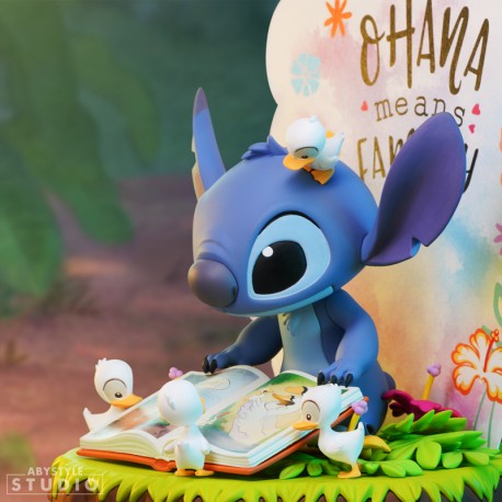 Disney Lilo & Stitch Collection - Adorable Stitch Ohana PVC Figure from Snapshot Gallery