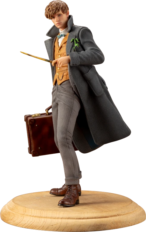 Fantastic Beasts ArtFX+ 1/10 Scale Newt Scamander Statue from The Crimes of Grindelwald