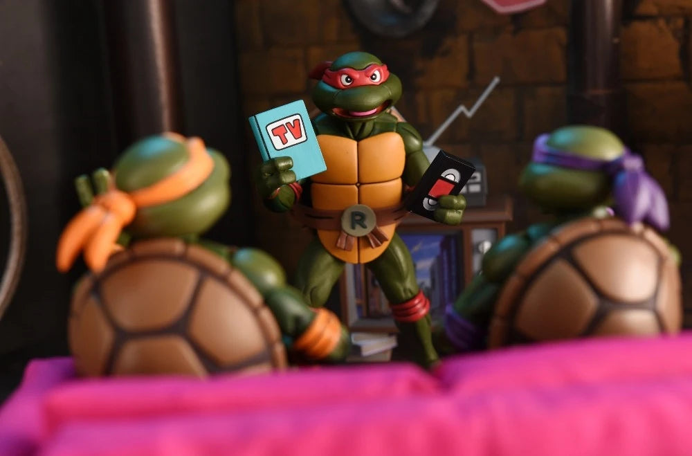 NECA 7 - inch Ultimate Action Figure of Cartoon Raphael from Teenage Mutant Ninja Turtles (VHS)