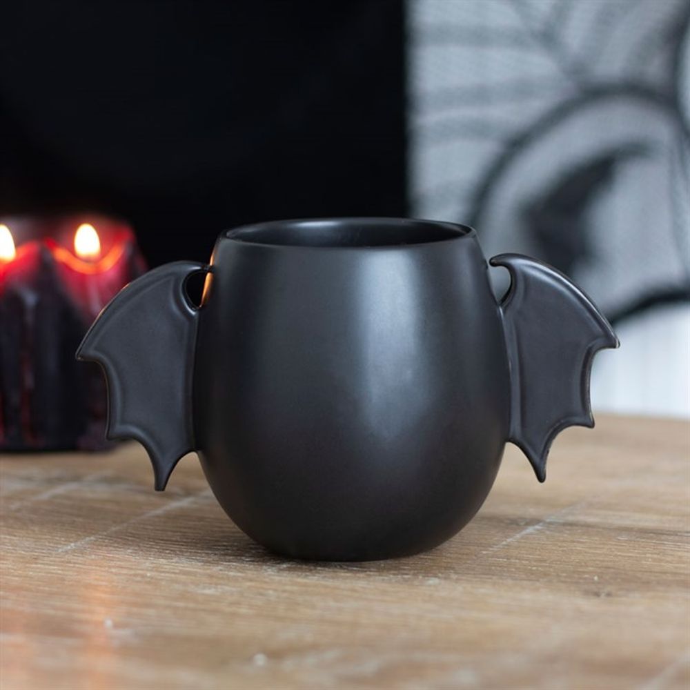 Stylish Bat Wing Design Rounded Black Mug with 500ml Capacity