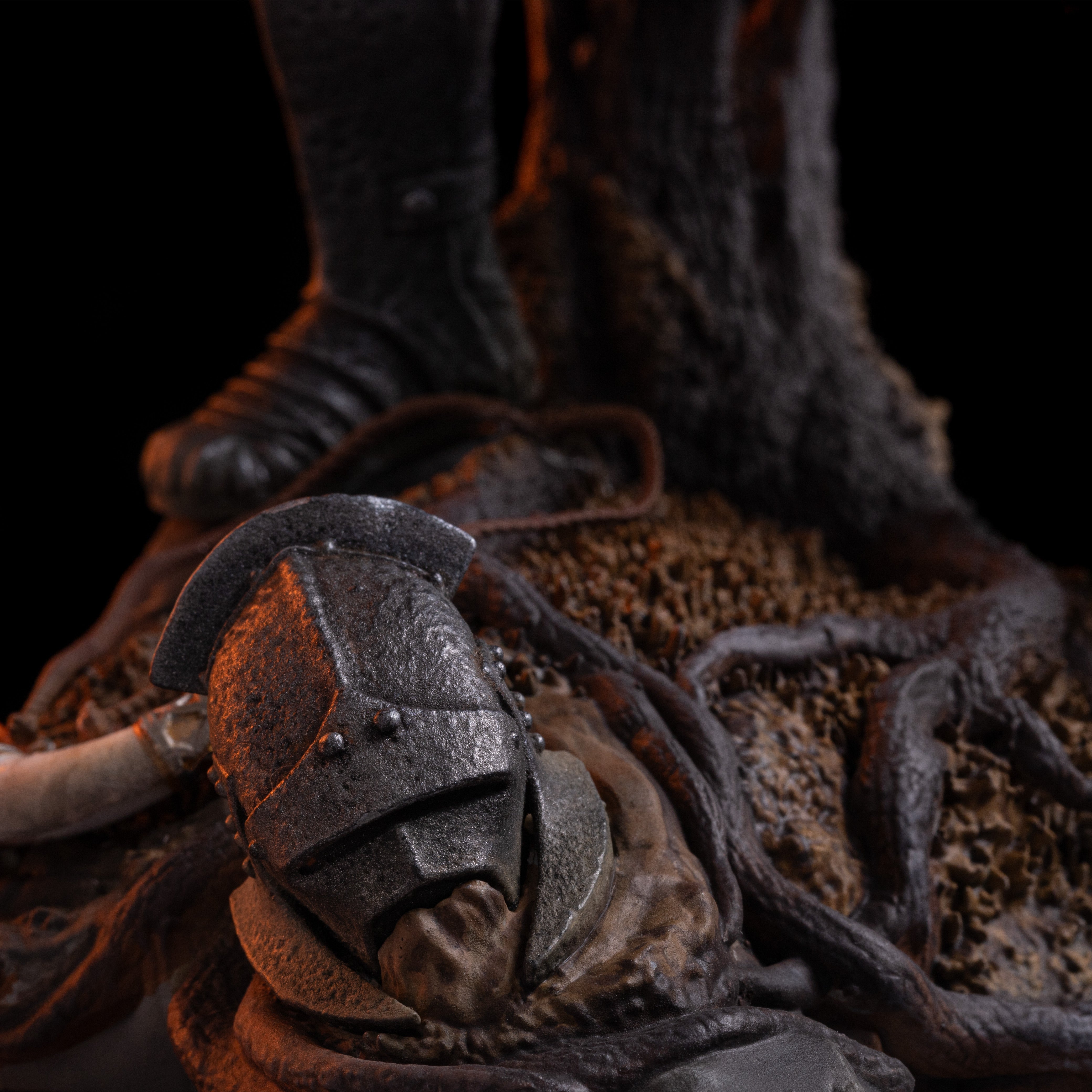 Iron Studios Collectible 1/10 Art Scale Limited Edition Statue of Lurtz, the Fierce Uruk-Hai Leader from The Lord of the Rings