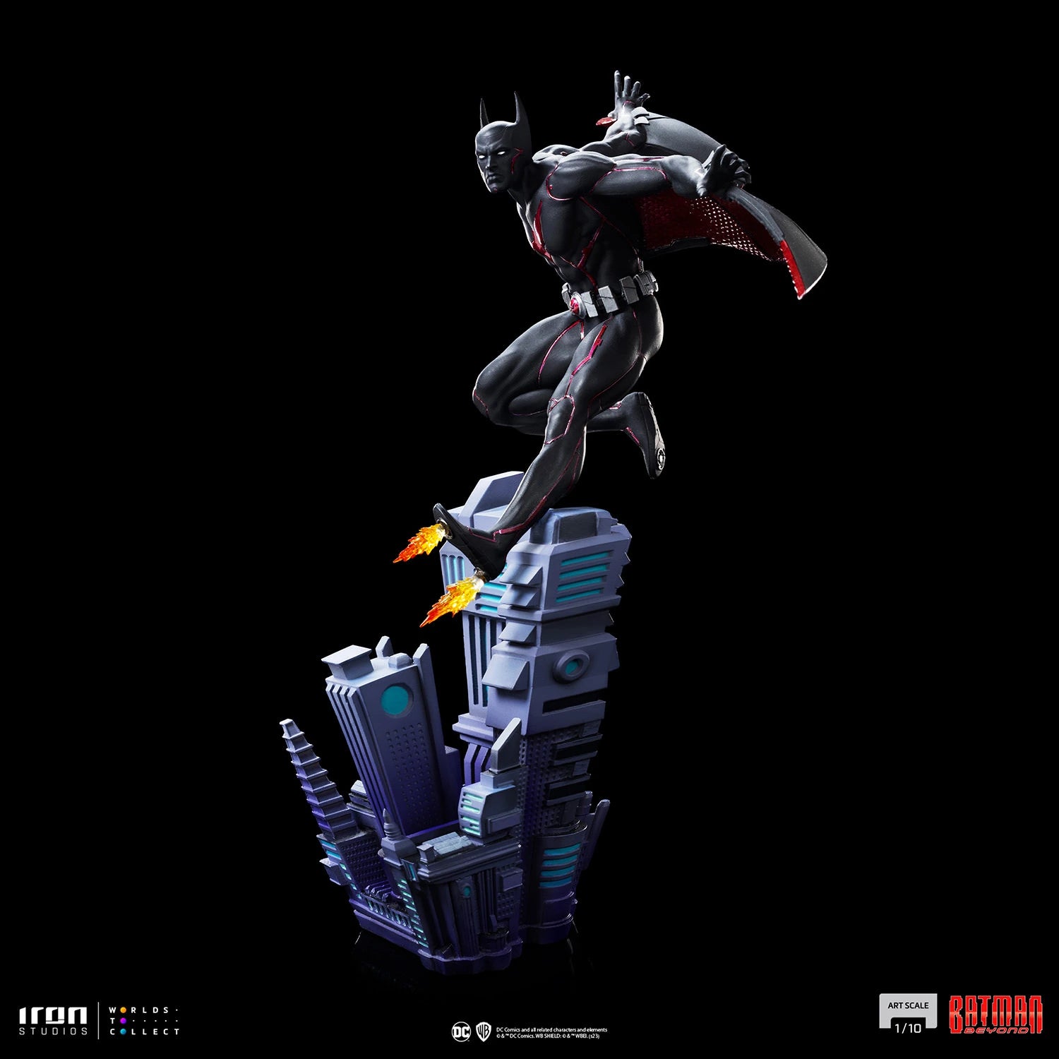 Iron Studios 1/10 Art Scale Batman Beyond Statue - Futuristic Dark Knight