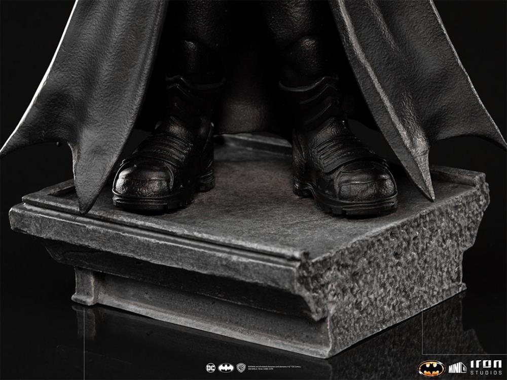 Iron Studios Hand - Painted 7 - Inch MiniCo Batman Figure from 1989 Film