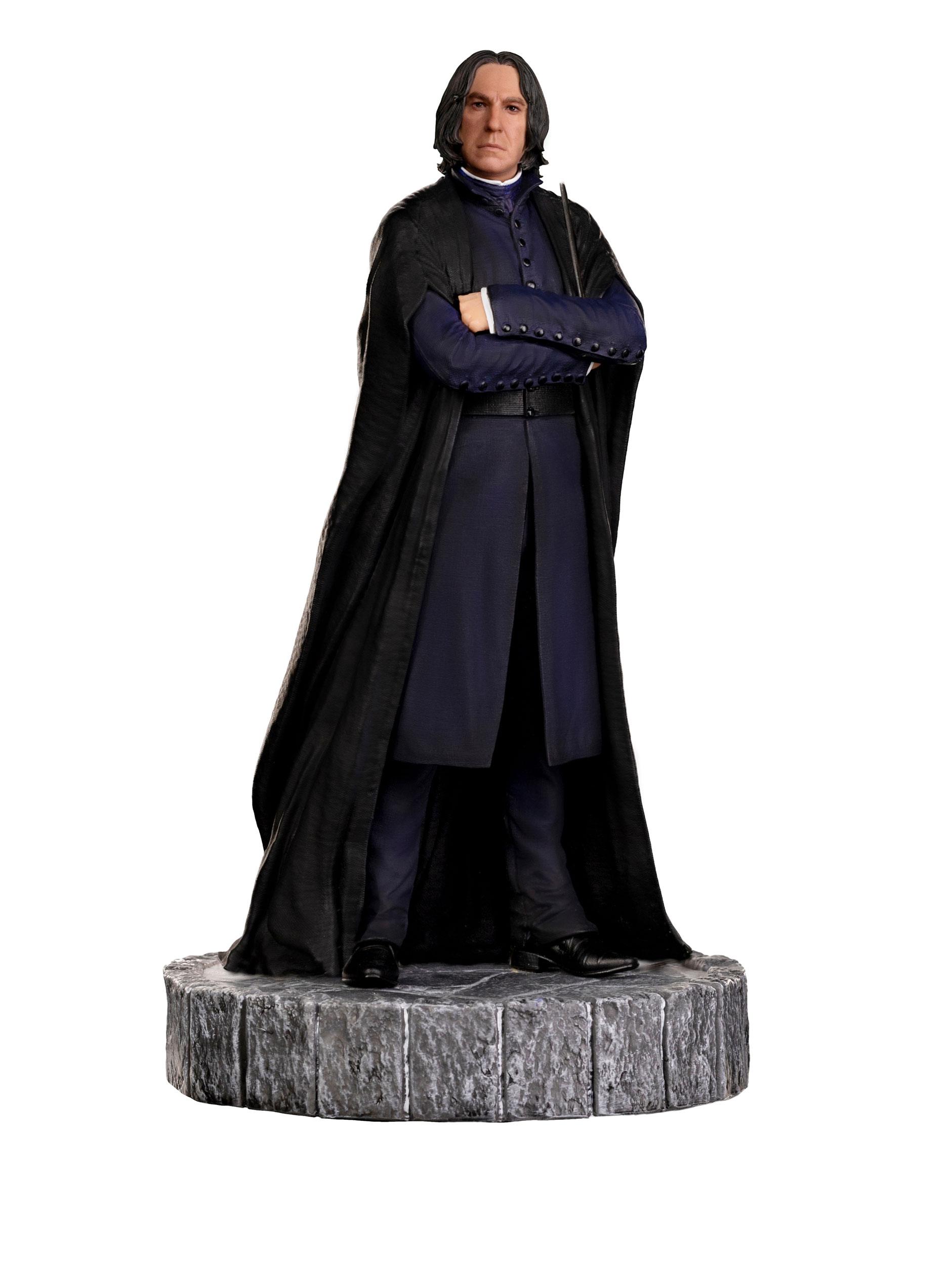Iron Studios Collectible Harry Potter Art Scale 1:10 Statue of Severus Snape, the Potent Potions Master