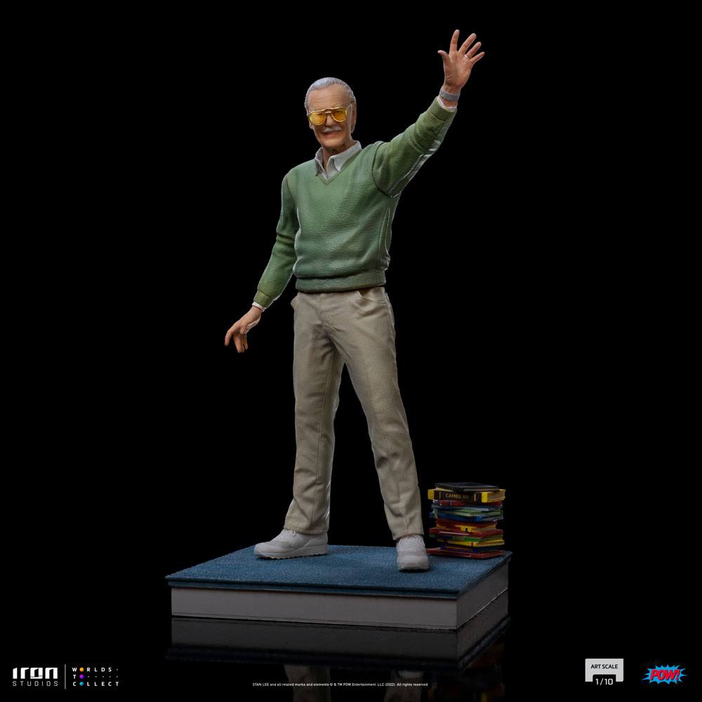Iron Studios Marvel Collectible 1/10 Art Scale Statue of Stan Lee in His Legendary Years
