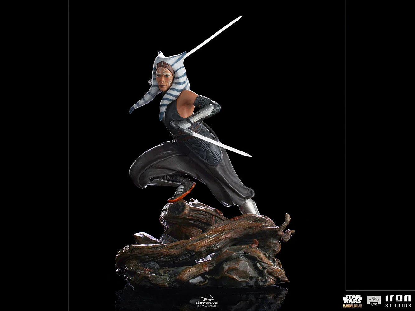 Iron Studios 1/10 Art Scale Highly Detailed Hand - Painted Ahsoka Tano Statue from Star Wars
