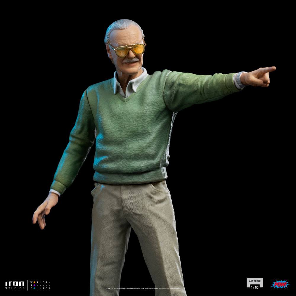 Iron Studios Marvel Collectible 1/10 Art Scale Statue of Stan Lee in His Legendary Years