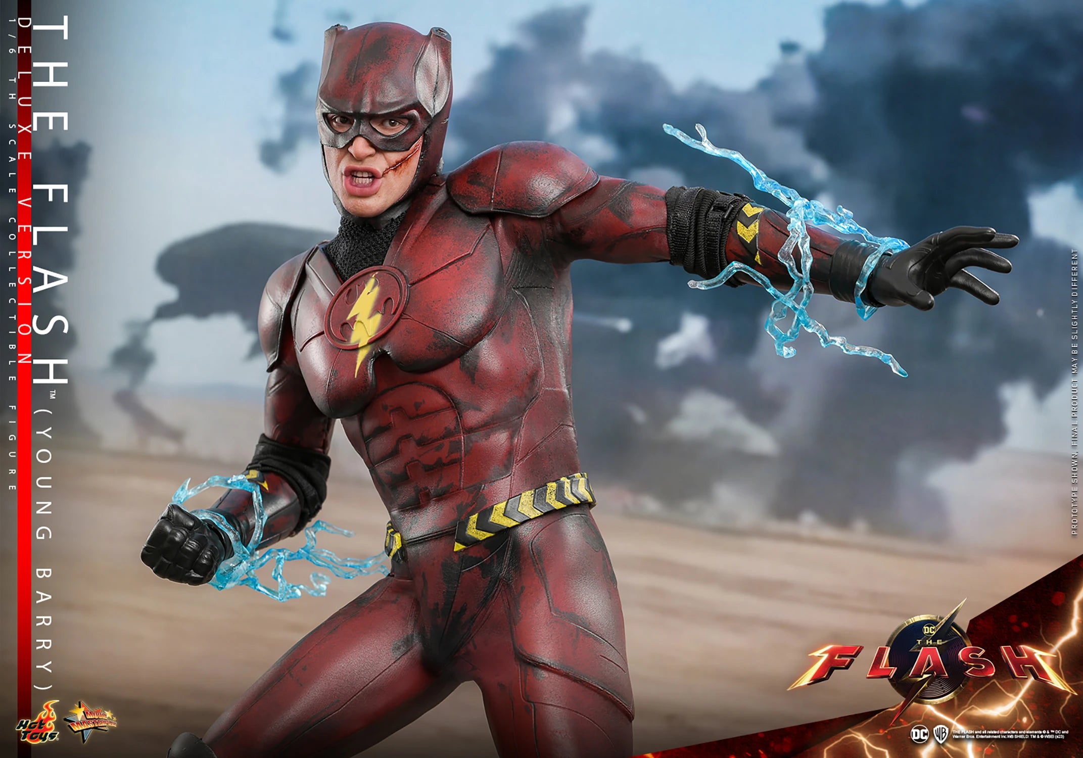 Hot Toys Deluxe 1/6th Scale Collectible Figure of The Flash Movie's Young Barry Allen