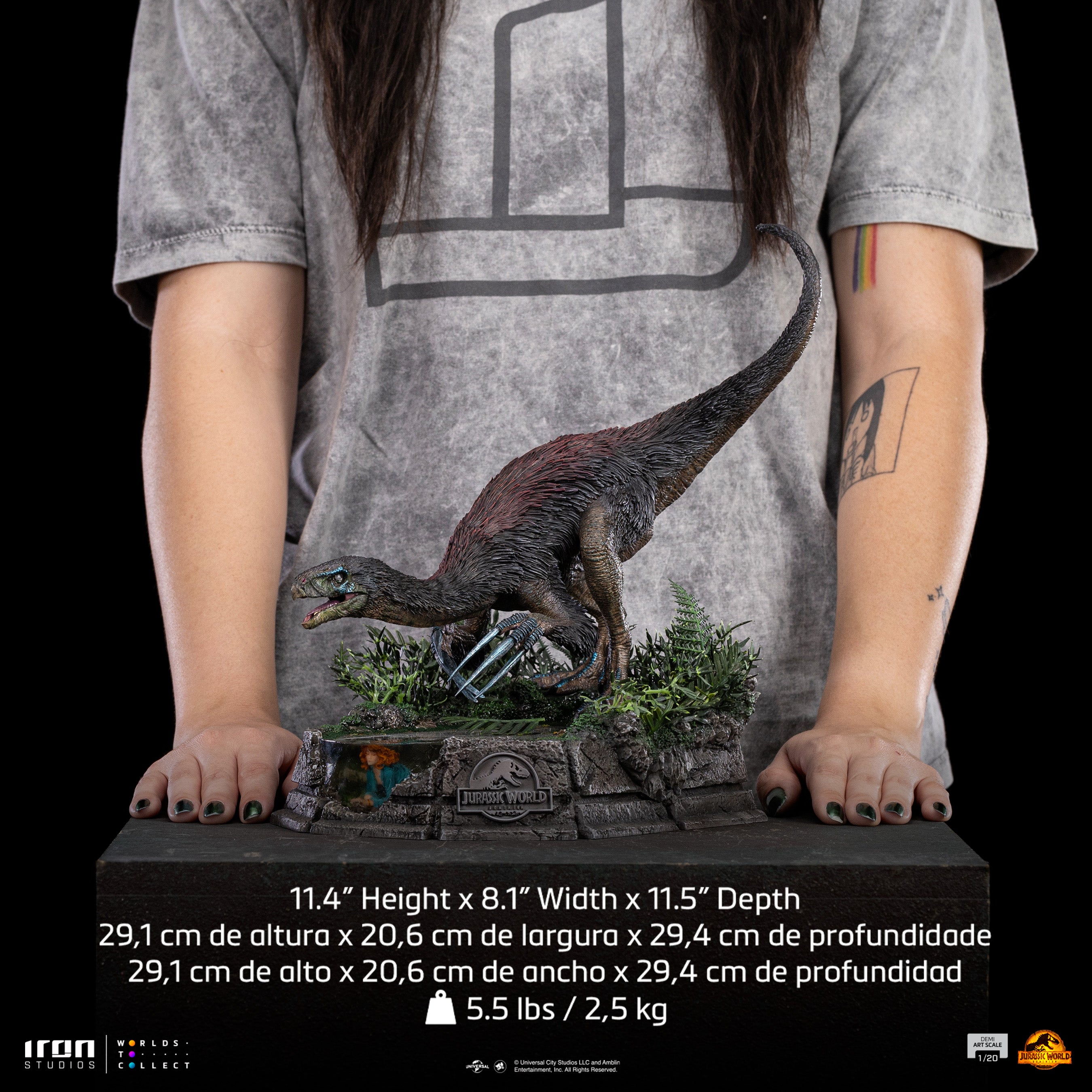 Iron Studios Collectible Limited Edition Jurassic World Therizinosaurus Statue in 1/20 Art Scale
