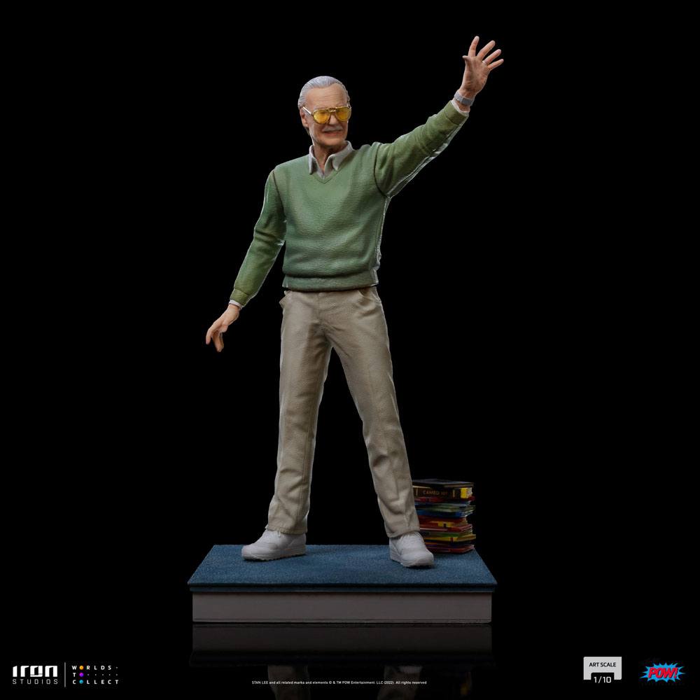 Iron Studios Marvel Collectible 1/10 Art Scale Statue of Stan Lee in His Legendary Years