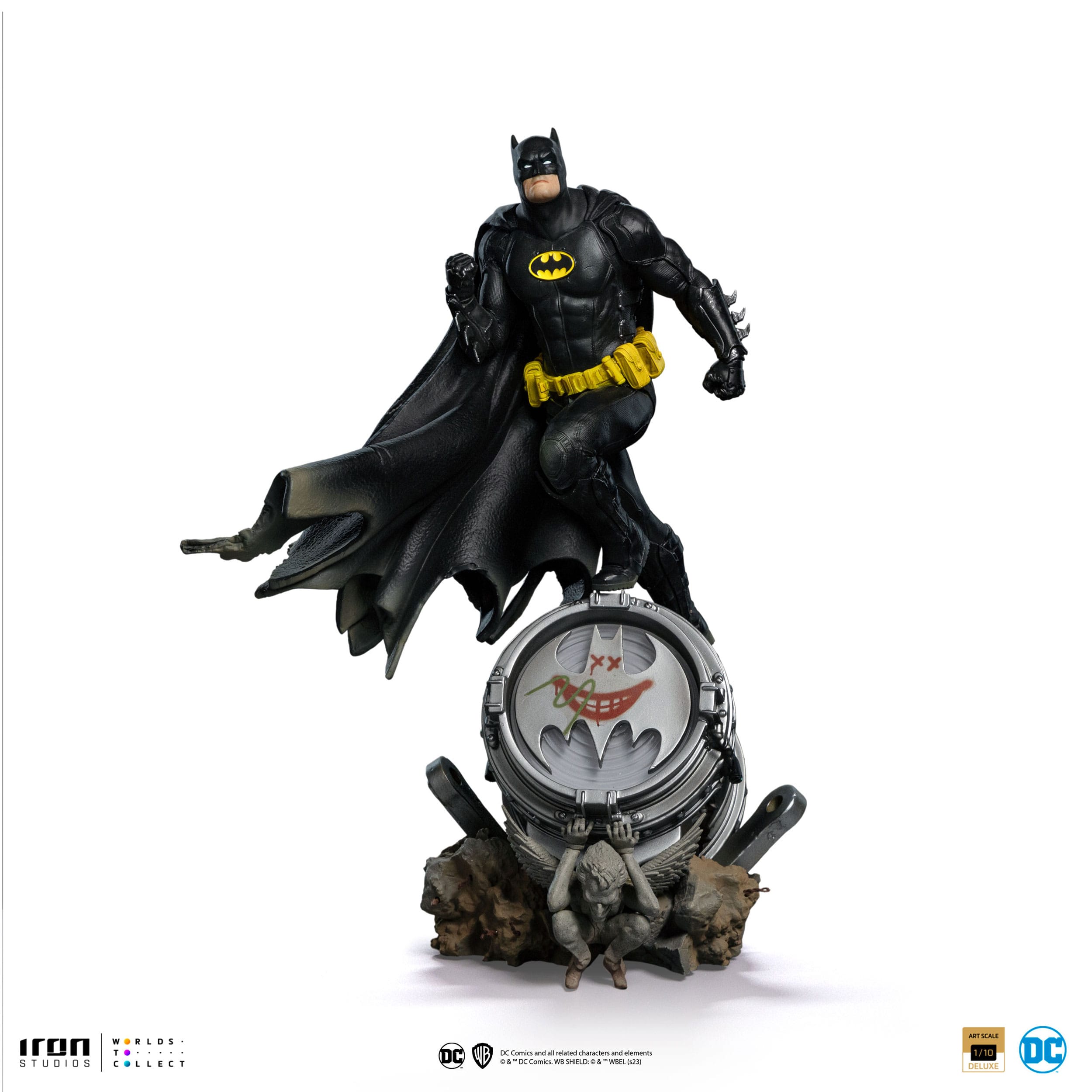 Iron Studios 1/10 Deluxe Art Scale Limited Edition DC Comics Batman Statue (500 Worldwide)