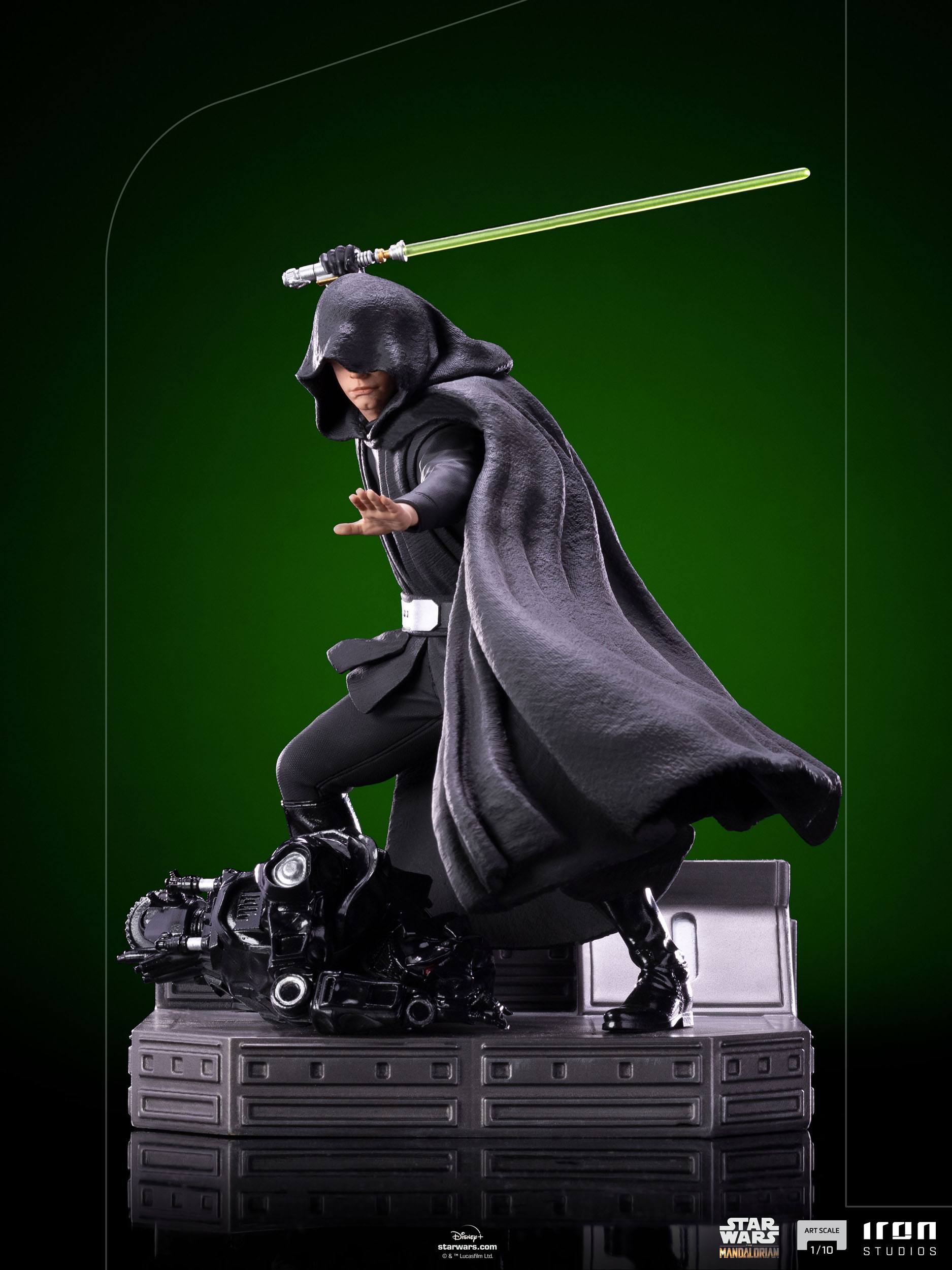 Iron Studios 1/10 Art Scale Luke Skywalker Combat Statue from The Mandalorian