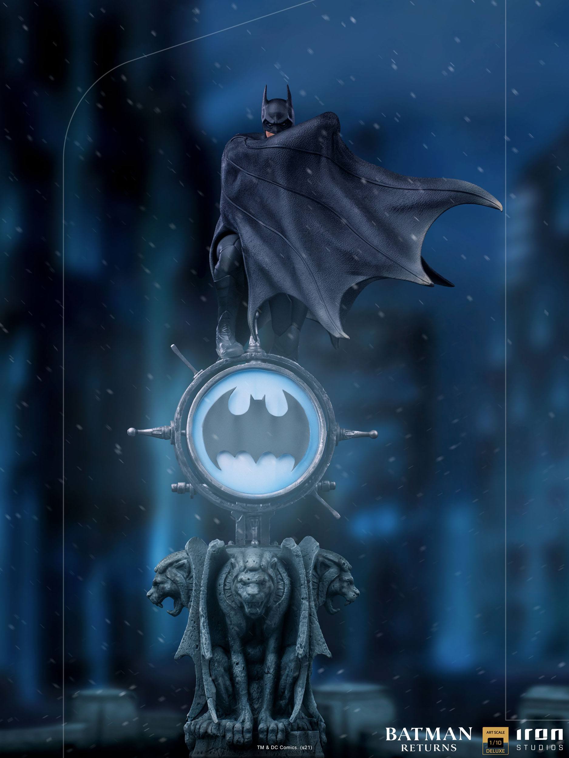 Iron Studios Collectible Deluxe Art Scale 1-10 Statue of Batman from Batman Returns