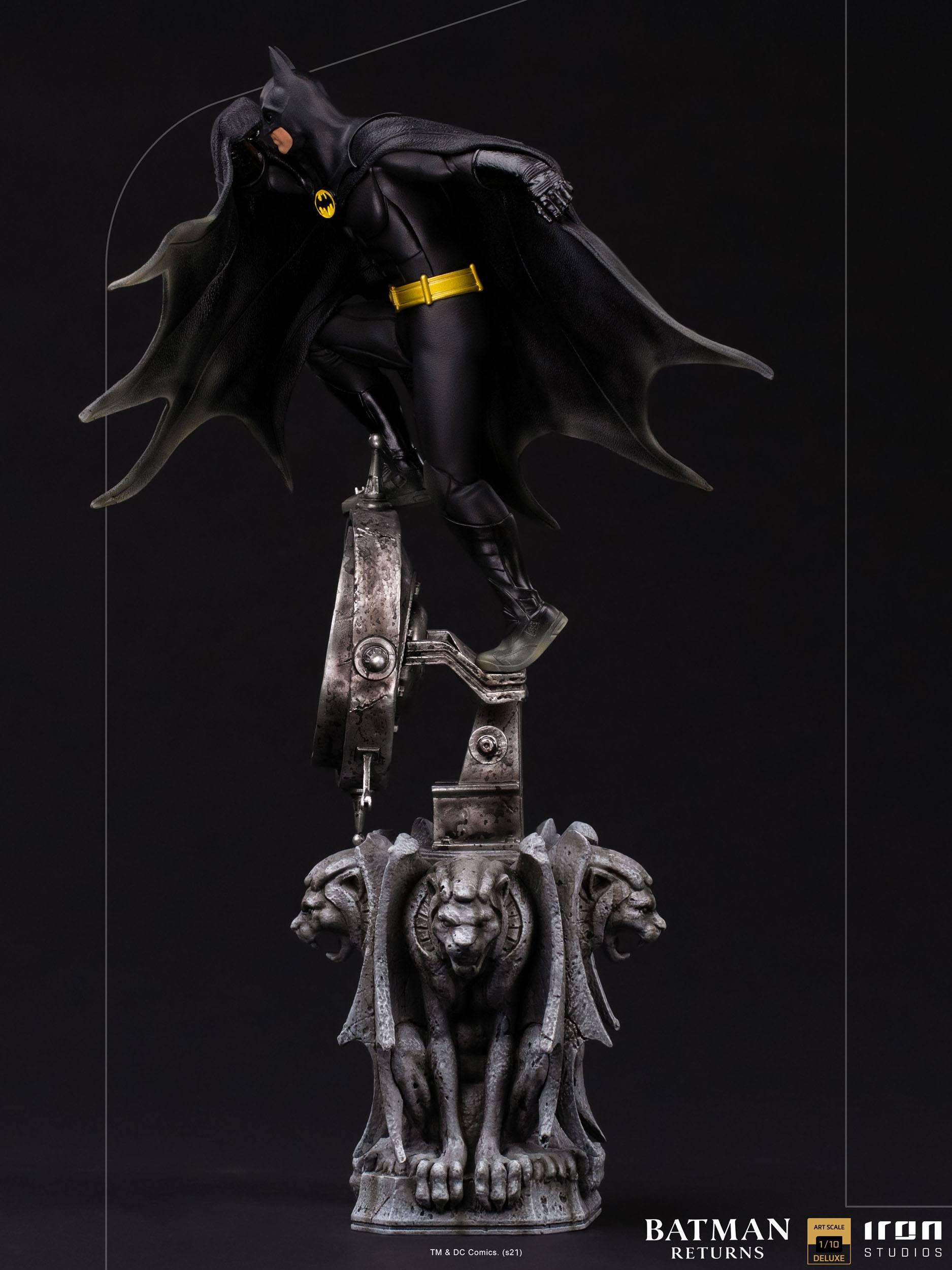 Iron Studios Collectible Deluxe Art Scale 1-10 Statue of Batman from Batman Returns