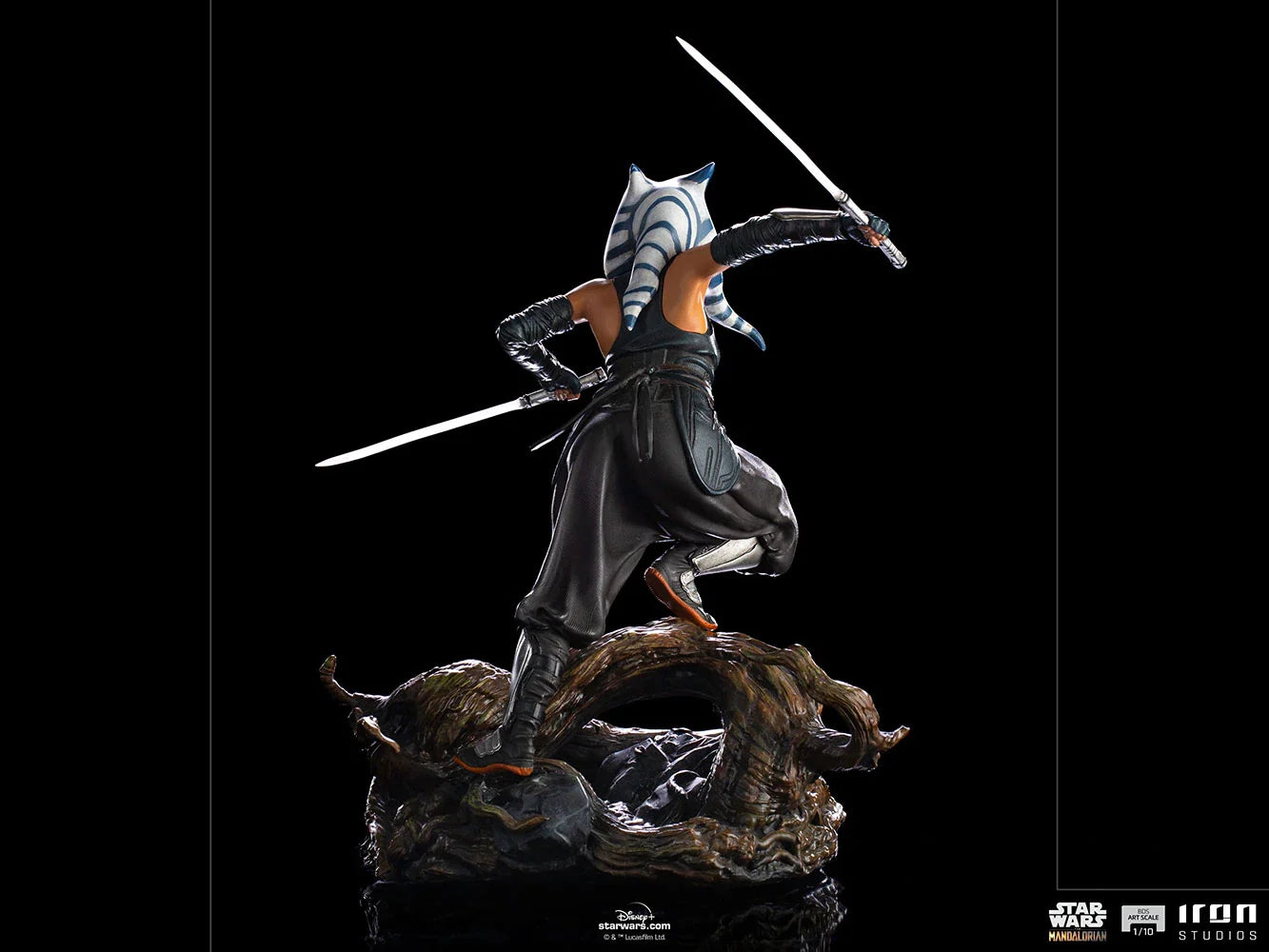 Iron Studios 1/10 Art Scale Highly Detailed Hand - Painted Ahsoka Tano Statue from Star Wars