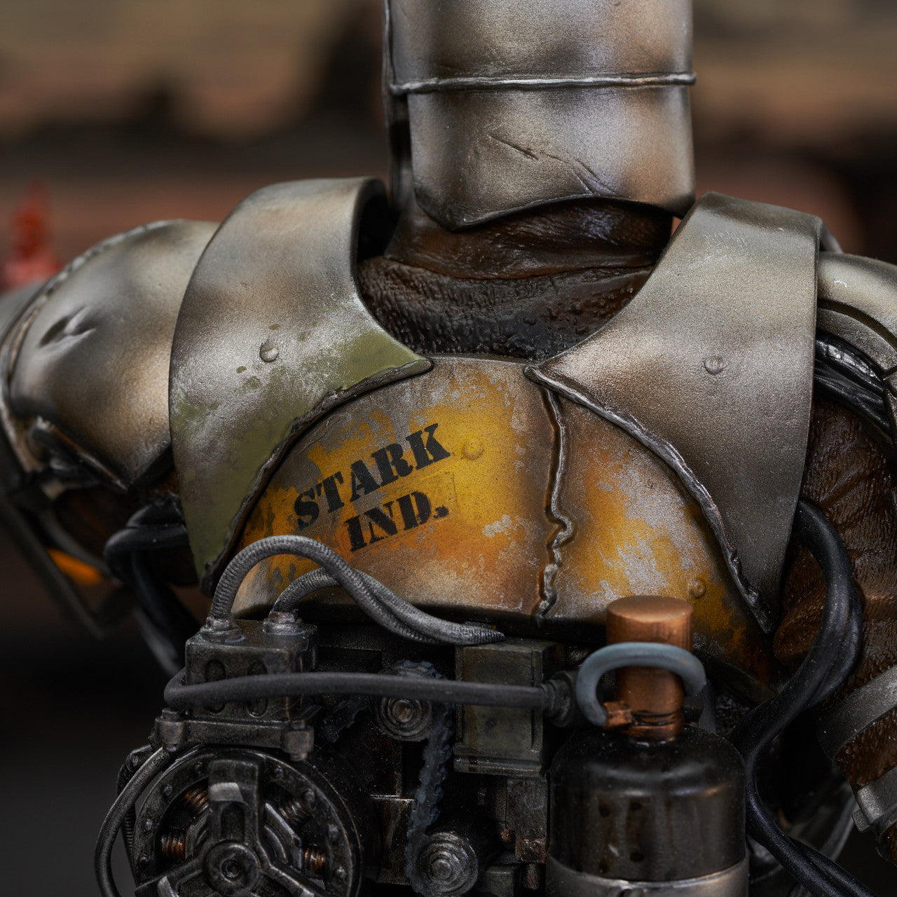 Limited Edition 1/6 Scale Mini Bust Statue of Iron Man Mk 1 from the 2008 Iron Man Movie