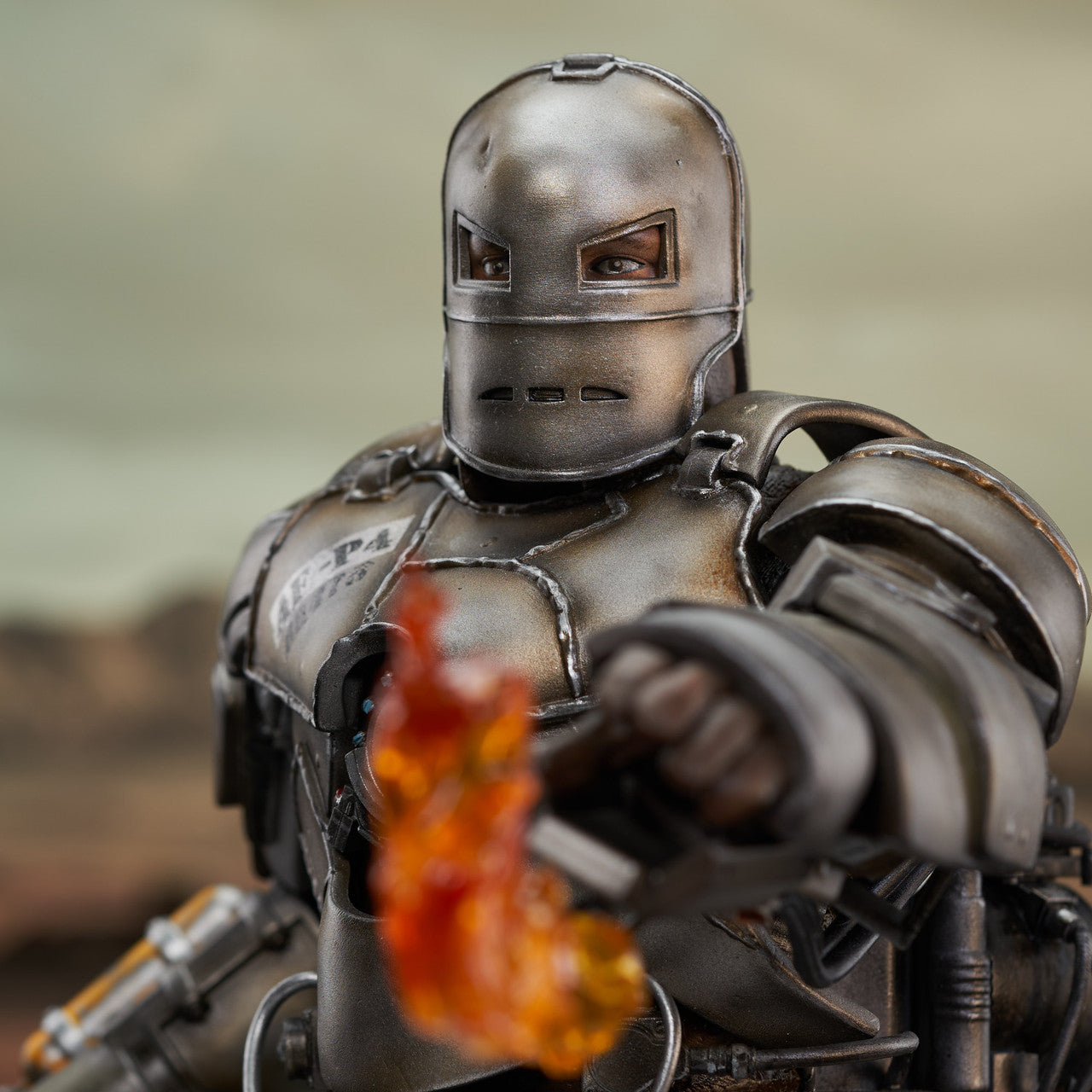 Limited Edition 1/6 Scale Mini Bust Statue of Iron Man Mk 1 from the 2008 Iron Man Movie