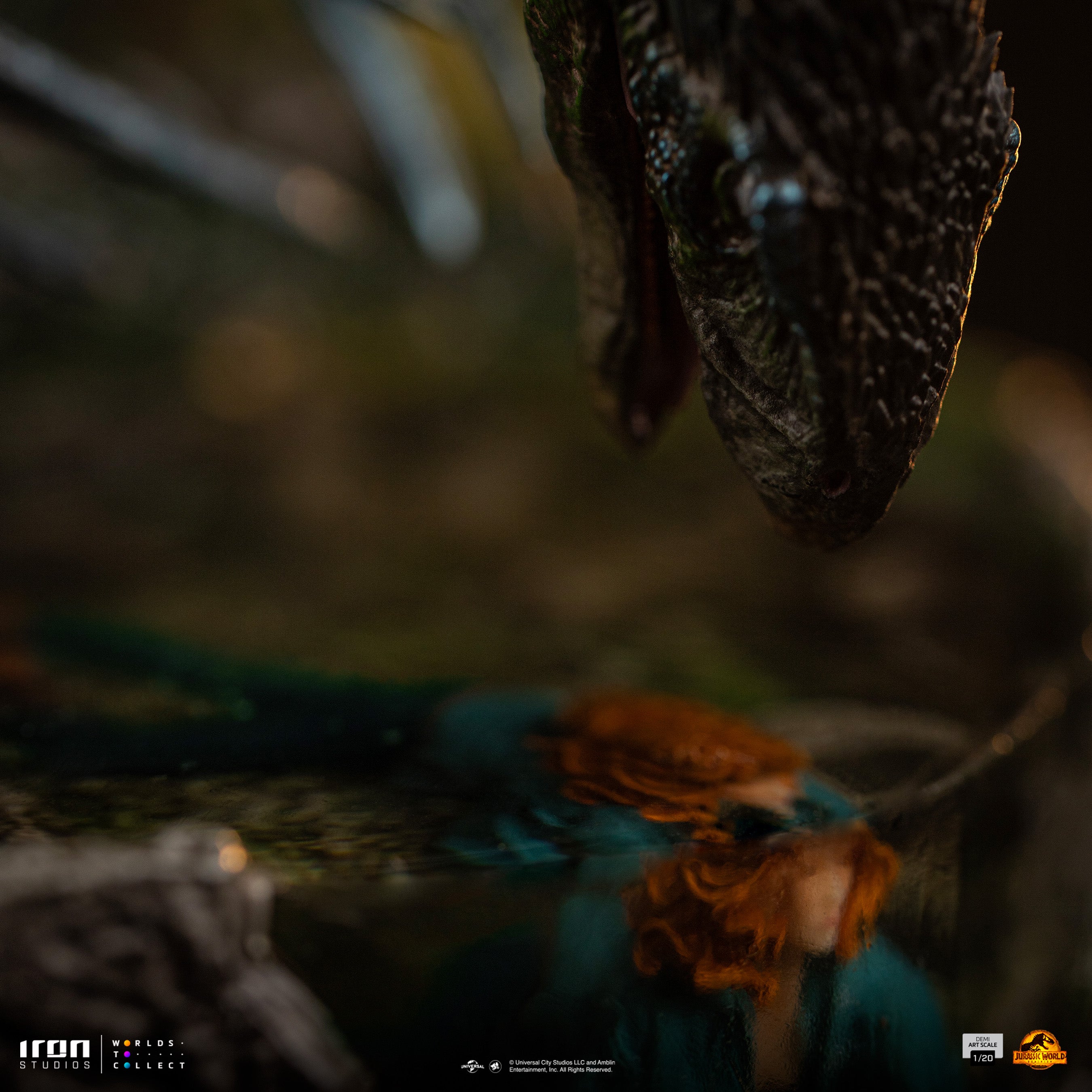 Iron Studios Collectible Limited Edition Jurassic World Therizinosaurus Statue in 1/20 Art Scale