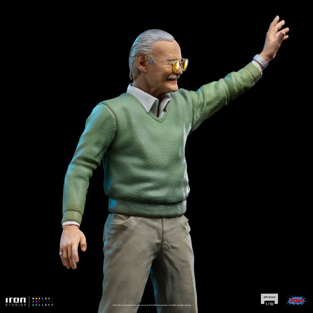 Iron Studios Marvel Collectible 1/10 Art Scale Statue of Stan Lee in His Legendary Years