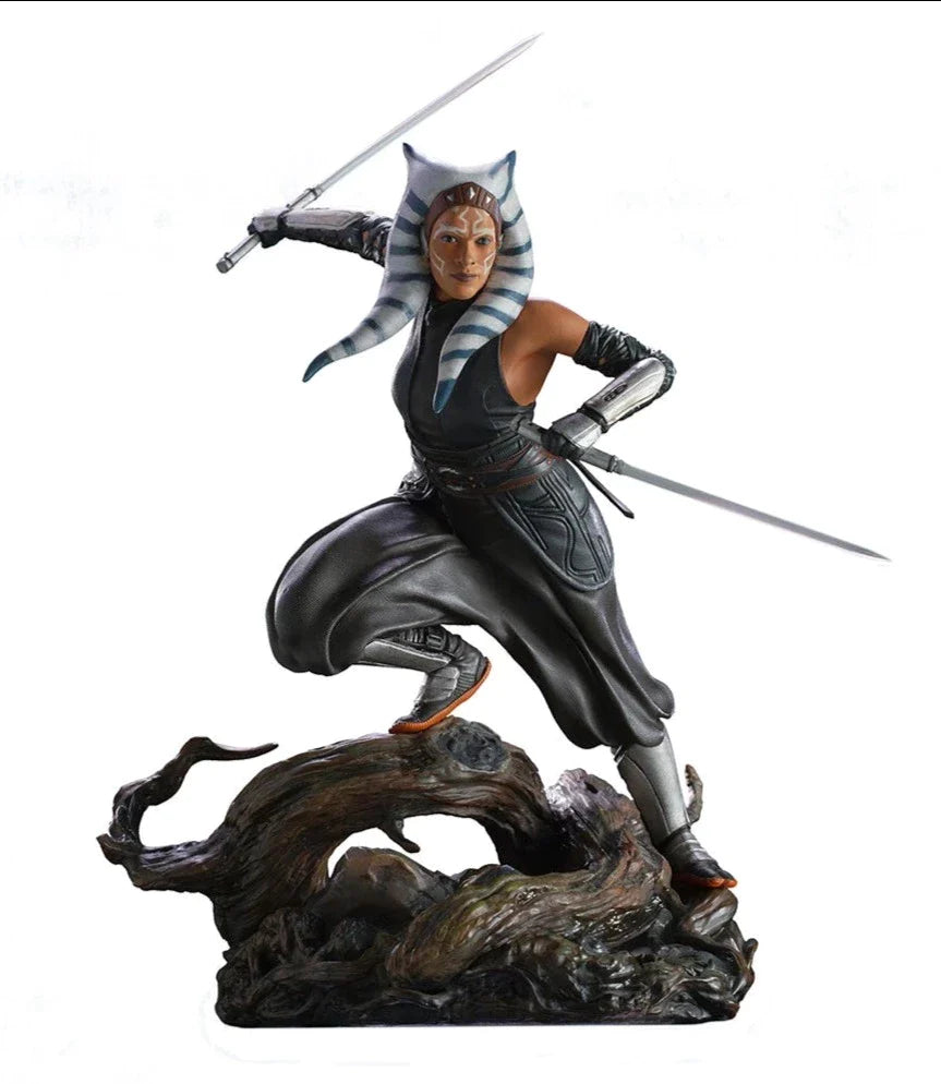 Iron Studios 1/10 Art Scale Highly Detailed Hand - Painted Ahsoka Tano Statue from Star Wars