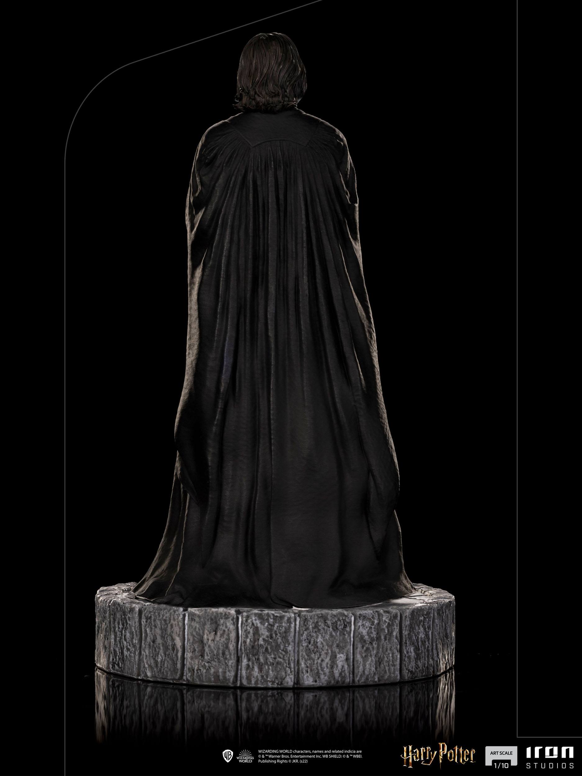 Iron Studios Collectible Harry Potter Art Scale 1:10 Statue of Severus Snape, the Potent Potions Master