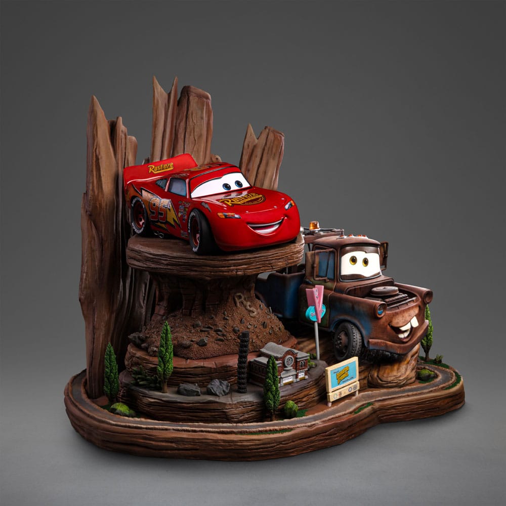 Iron Studios 1/10 Deluxe Art Scale Limited Edition Cars Statue of Lightning McQueen & Tow Mater