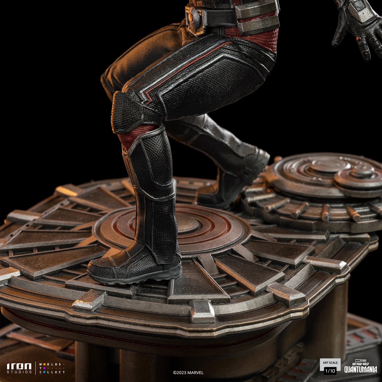 Iron Studios 1/10 Art Scale Limited Edition Ant - Man Statue from Quantumania
