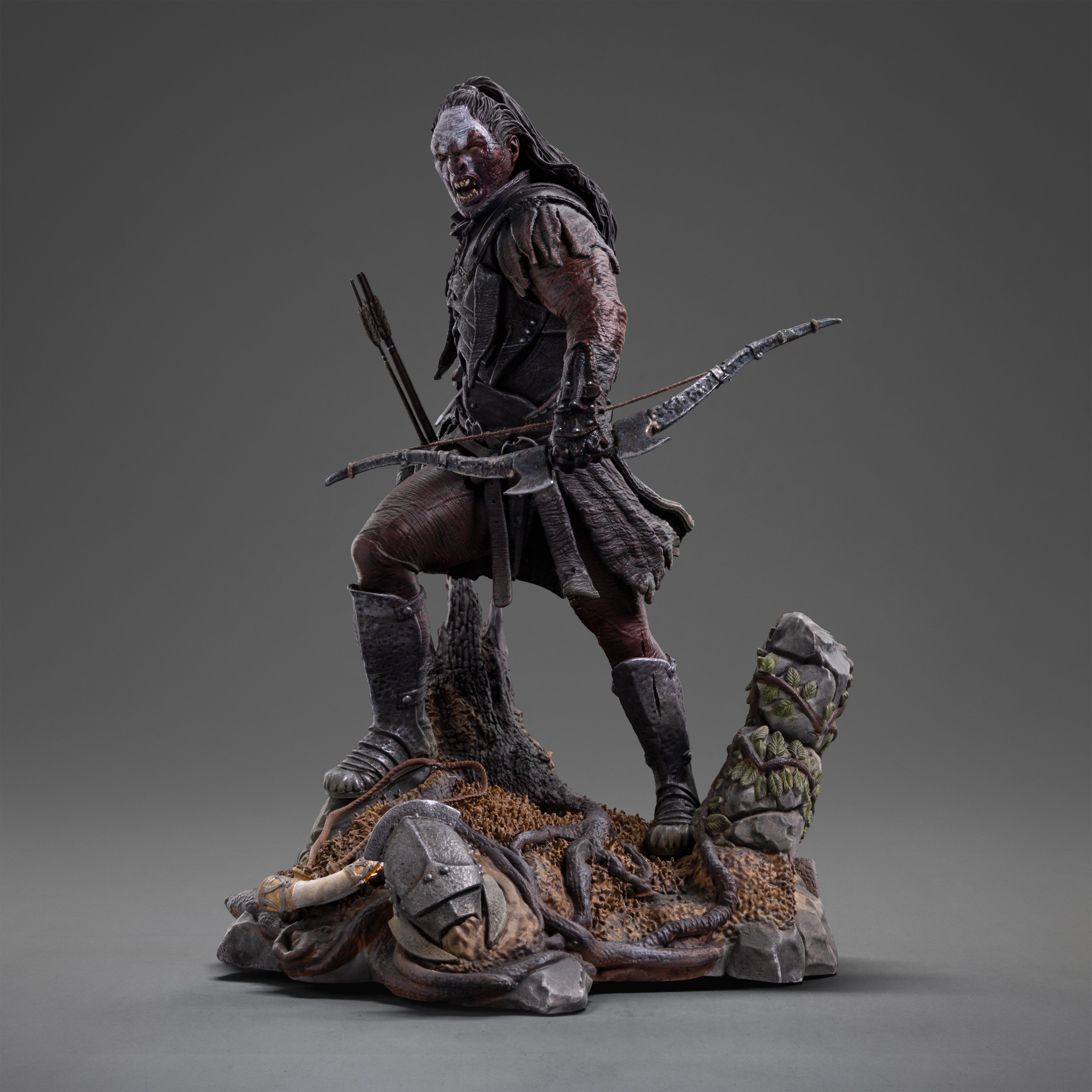 Iron Studios Collectible 1/10 Art Scale Limited Edition Statue of Lurtz, the Fierce Uruk-Hai Leader from The Lord of the Rings