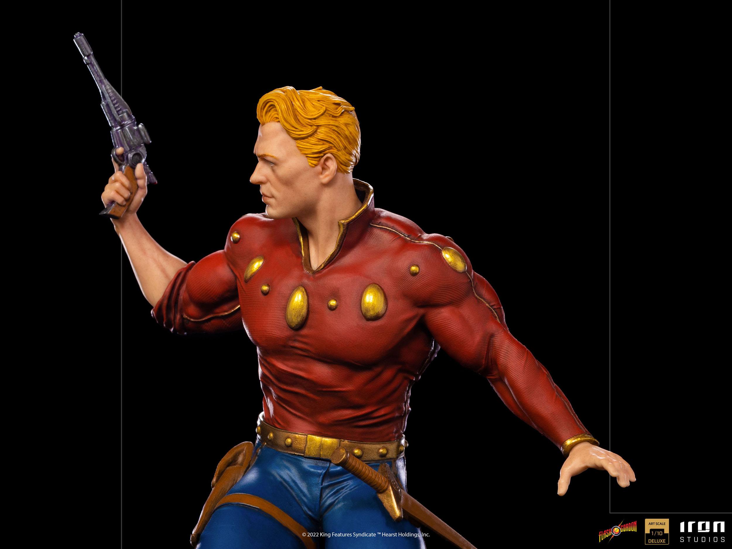 Iron Studios High - Quality Deluxe 1/10 Art Scale Statue of the Iconic Flash Gordon