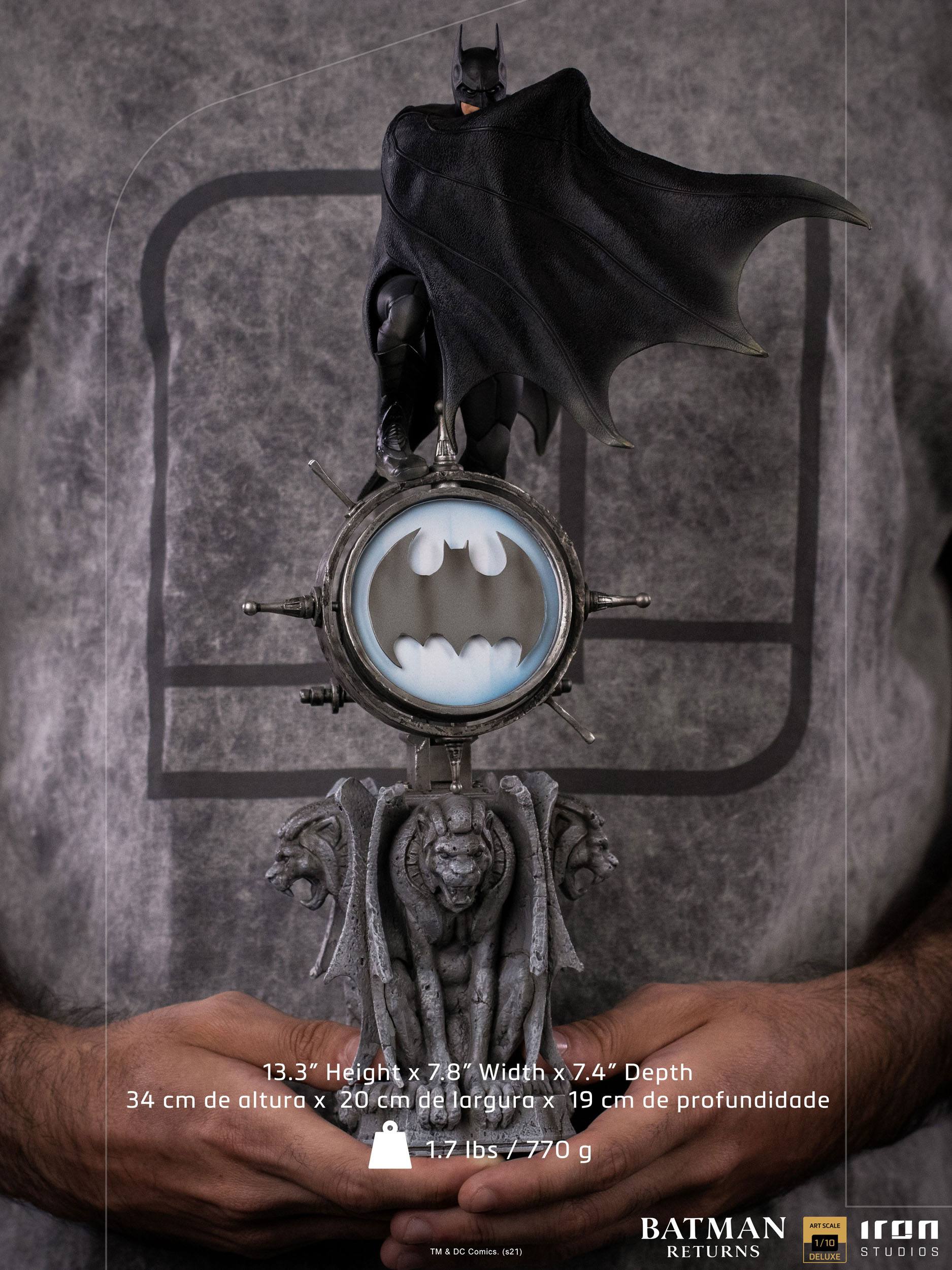Iron Studios Collectible Deluxe Art Scale 1-10 Statue of Batman from Batman Returns